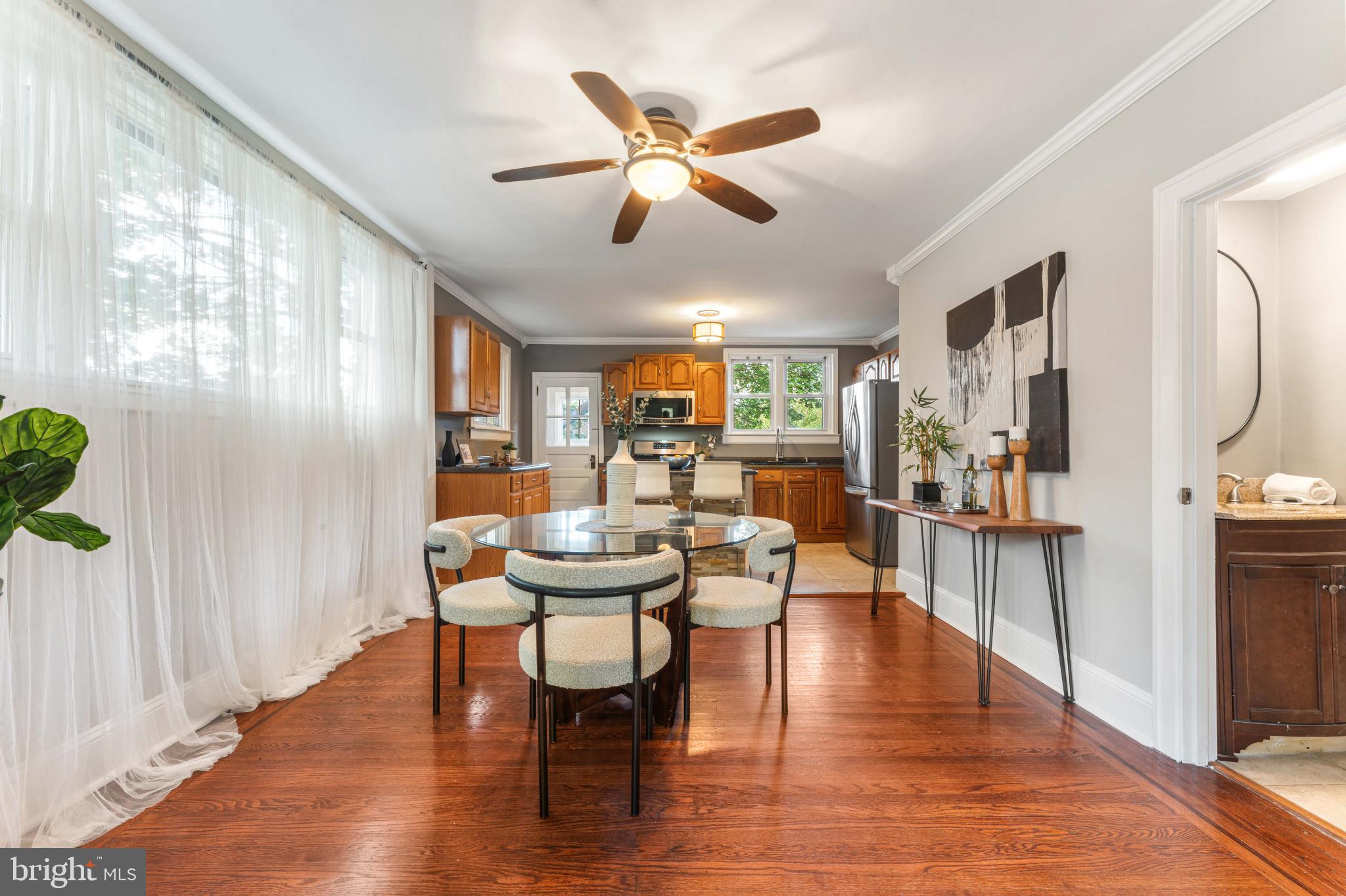 EAST FALLS - Residential