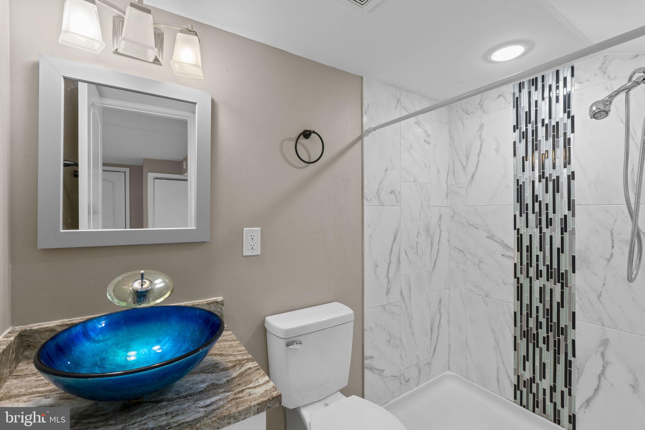CHINQUAPIN PARK - Residential