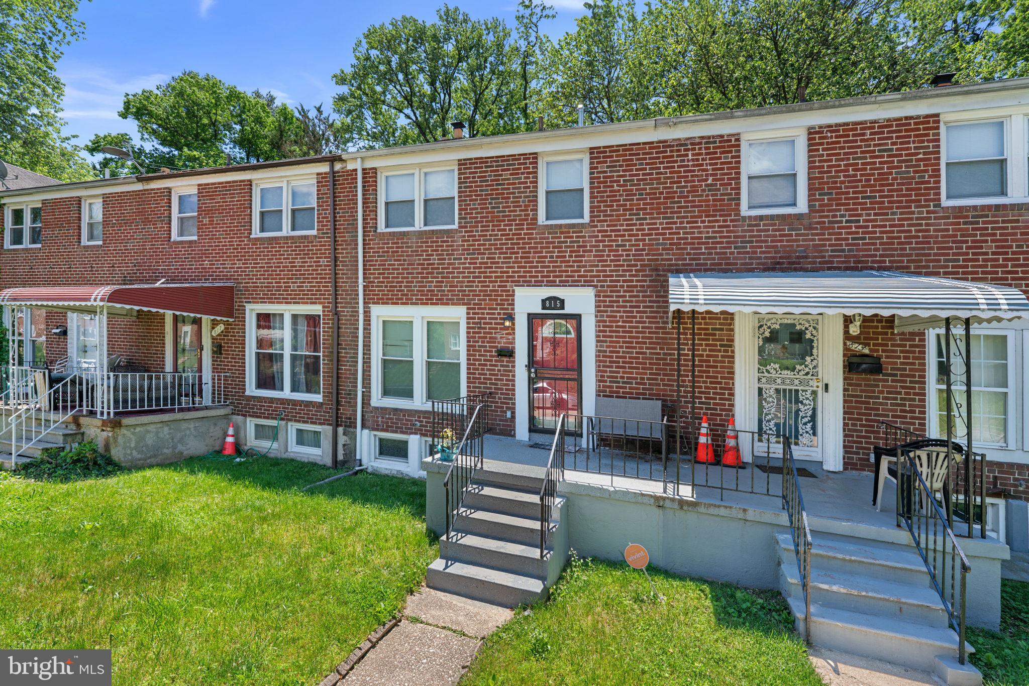 CHINQUAPIN PARK - Residential