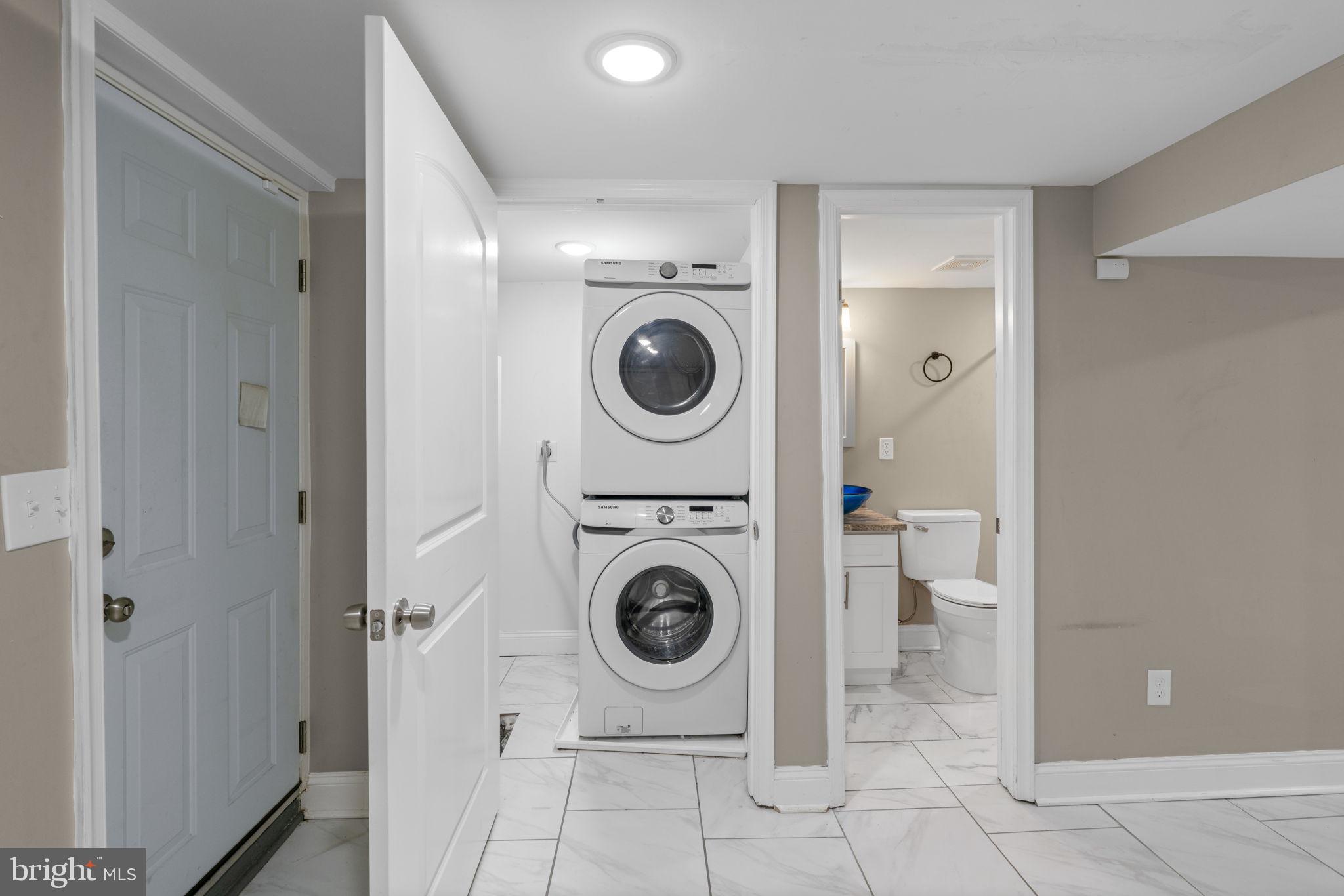 CHINQUAPIN PARK - Residential