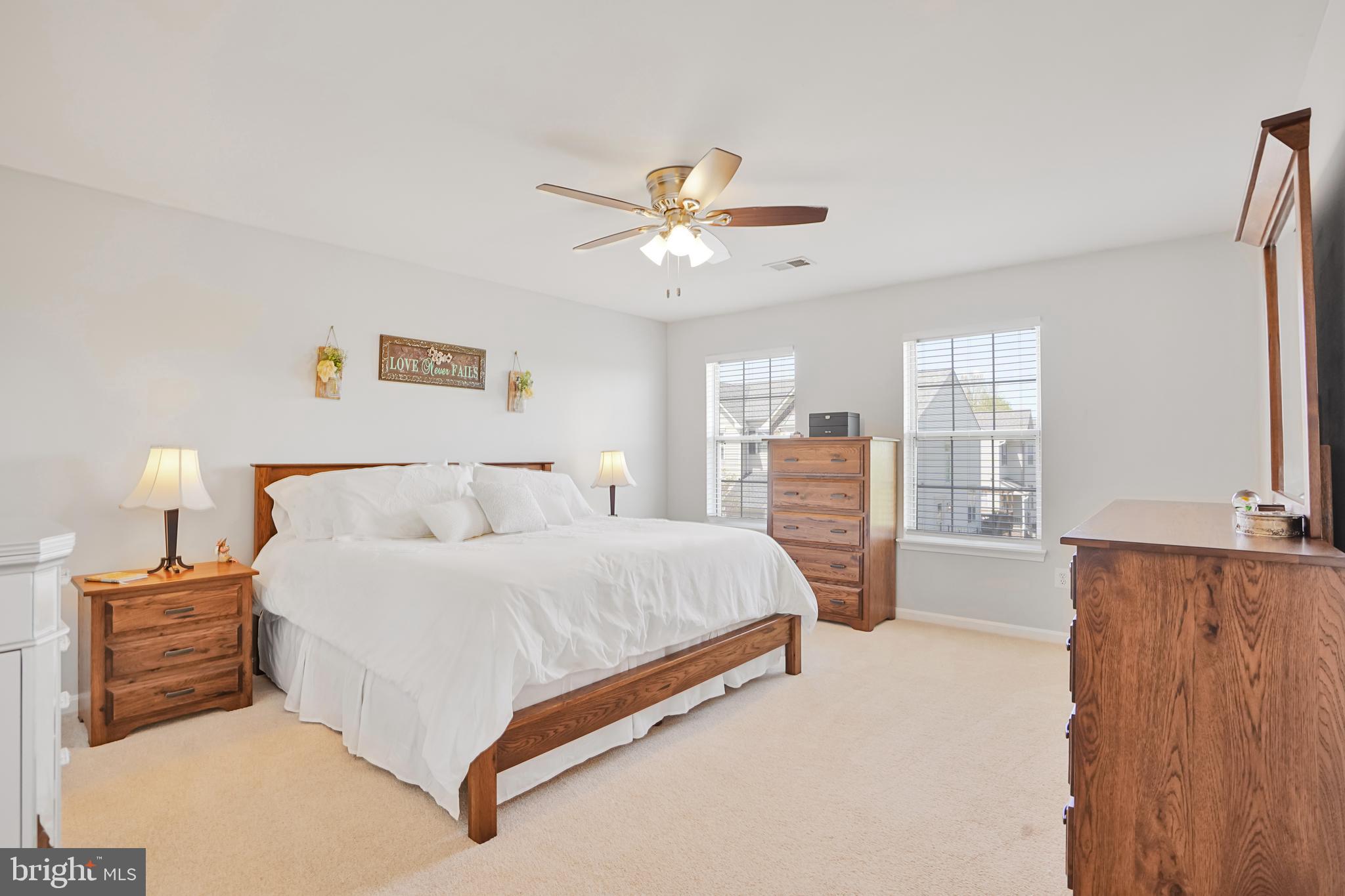 UNIVERSITY CENTER - Residential