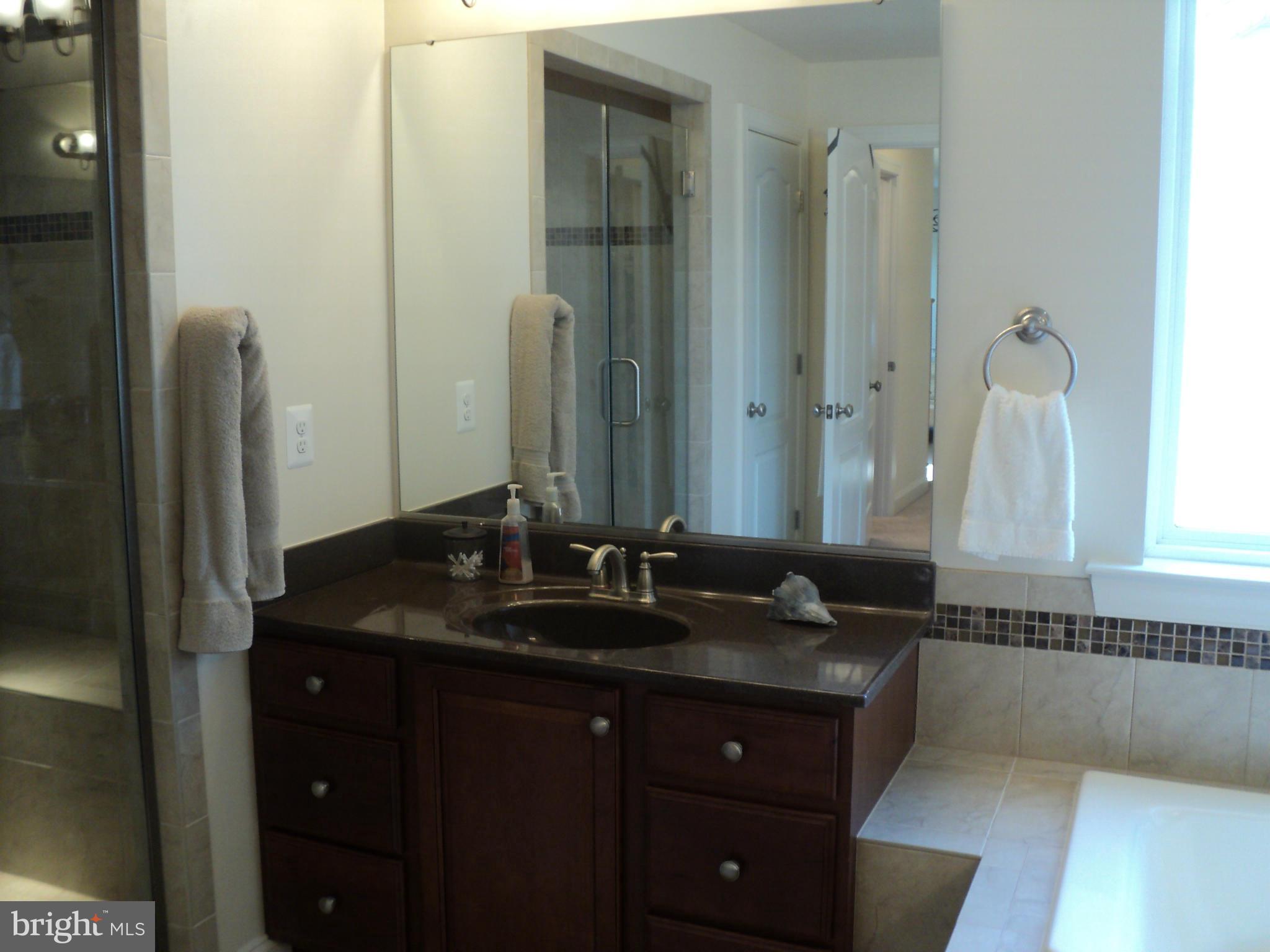 NORTH POINTE SUB - Residential