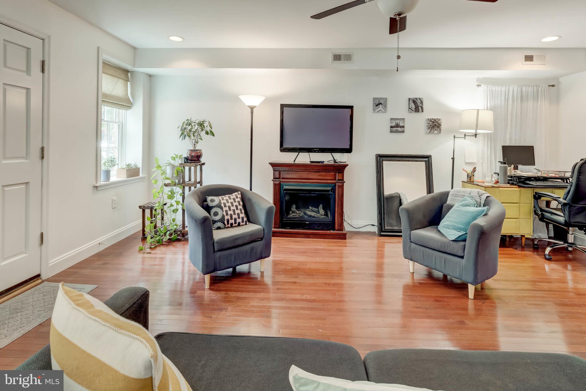 FELLS POINT HISTORIC DISTRICT - Residential Lease