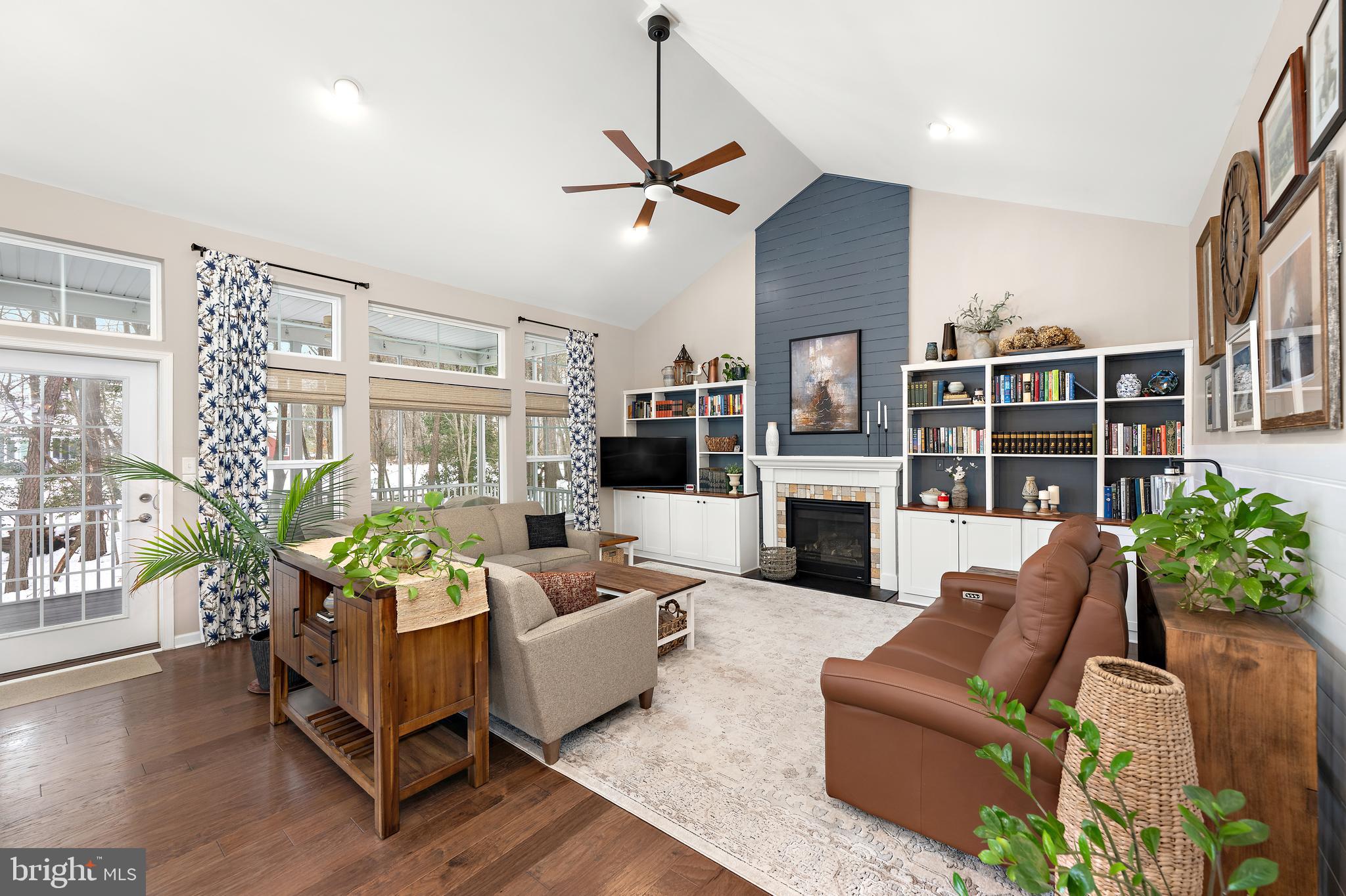 30948 SNOW BUNTING COURT