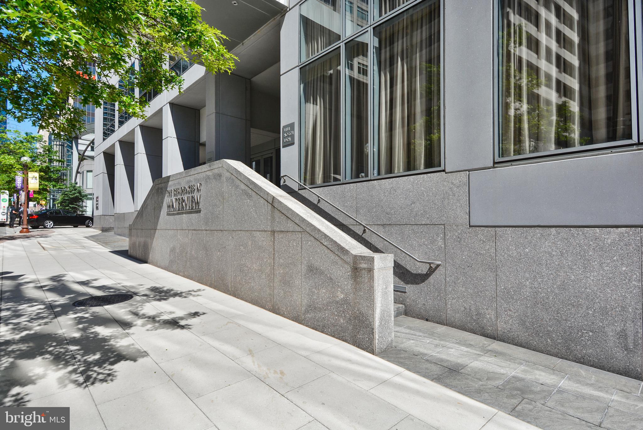 ROSSLYN - Residential