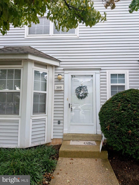 Townhouse For Rent - 309 Huntington Court #57<br/> Chester County, WEST CHESTER, PA 19380