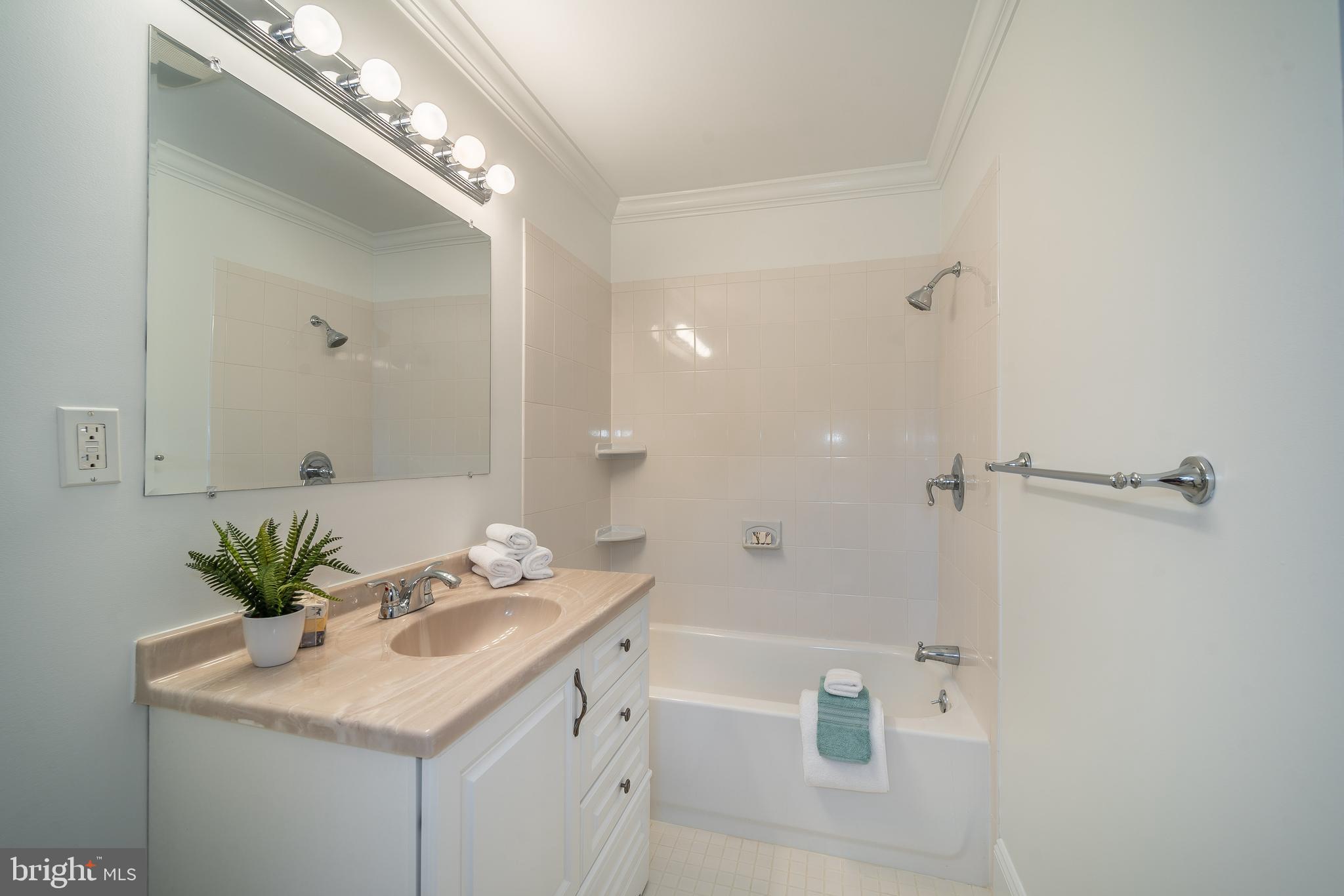 HIGHLAND - Residential