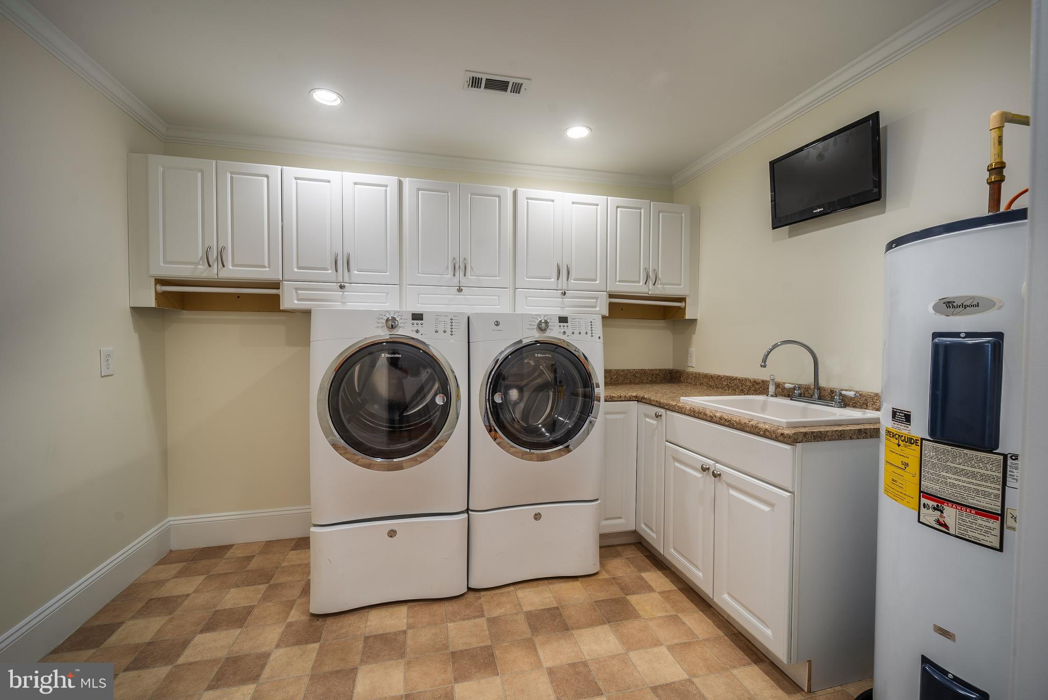 HIGHLAND - Residential