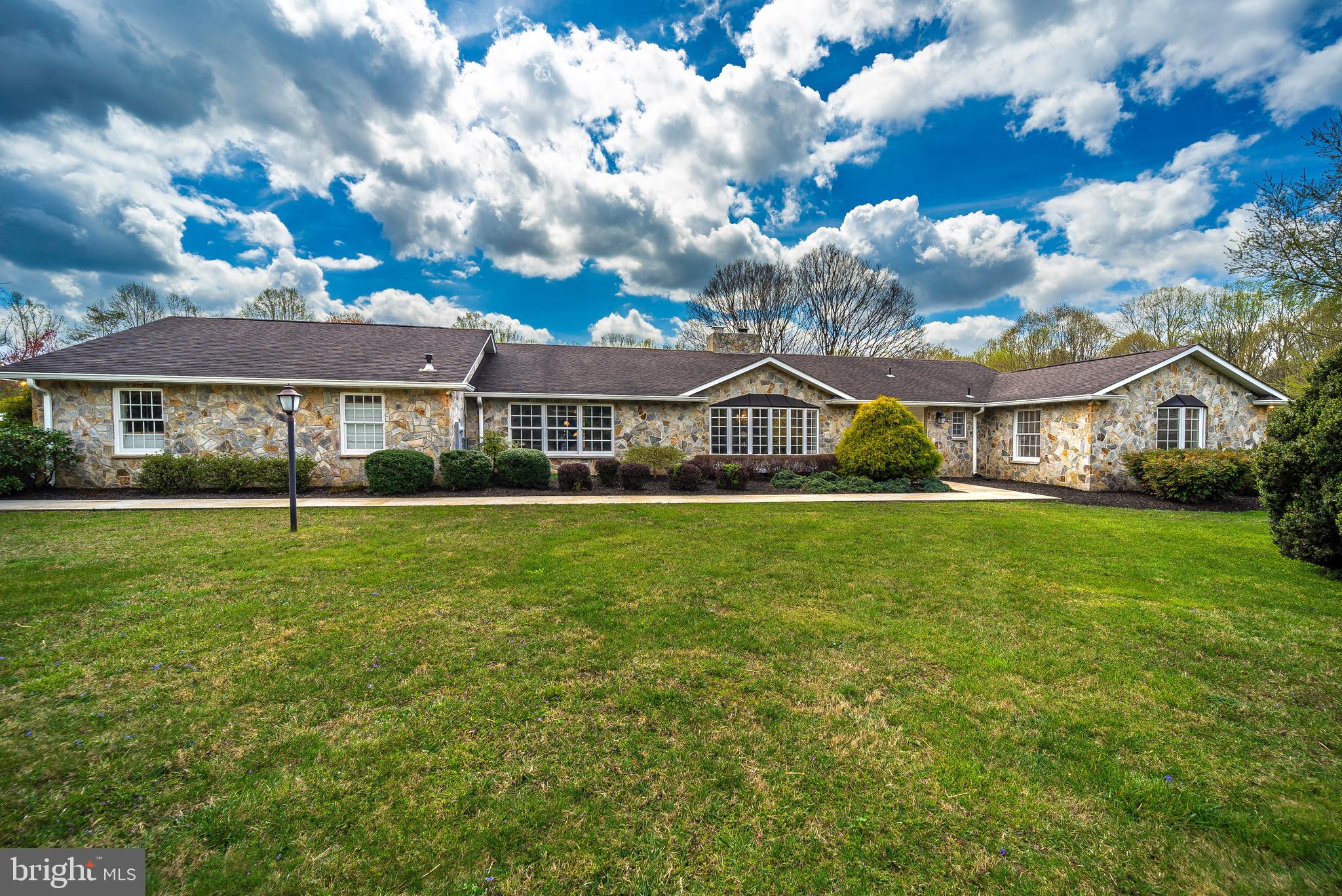 HIGHLAND - Residential