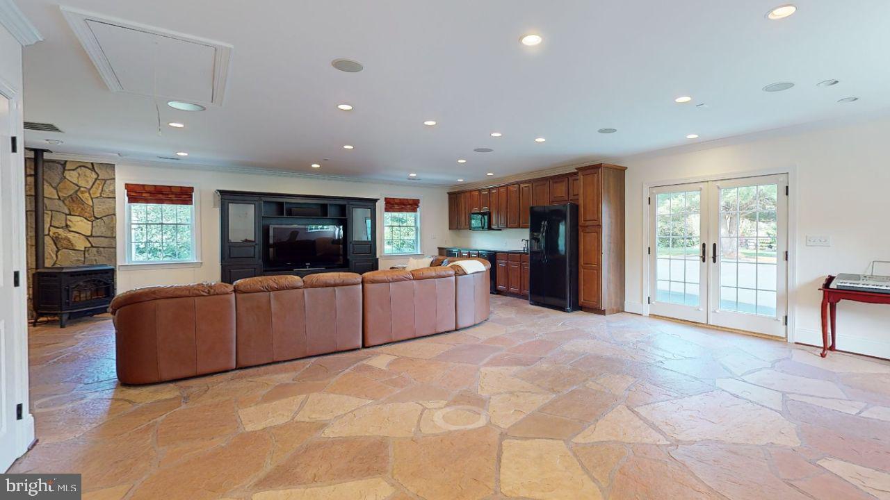 HIGHLAND - Residential