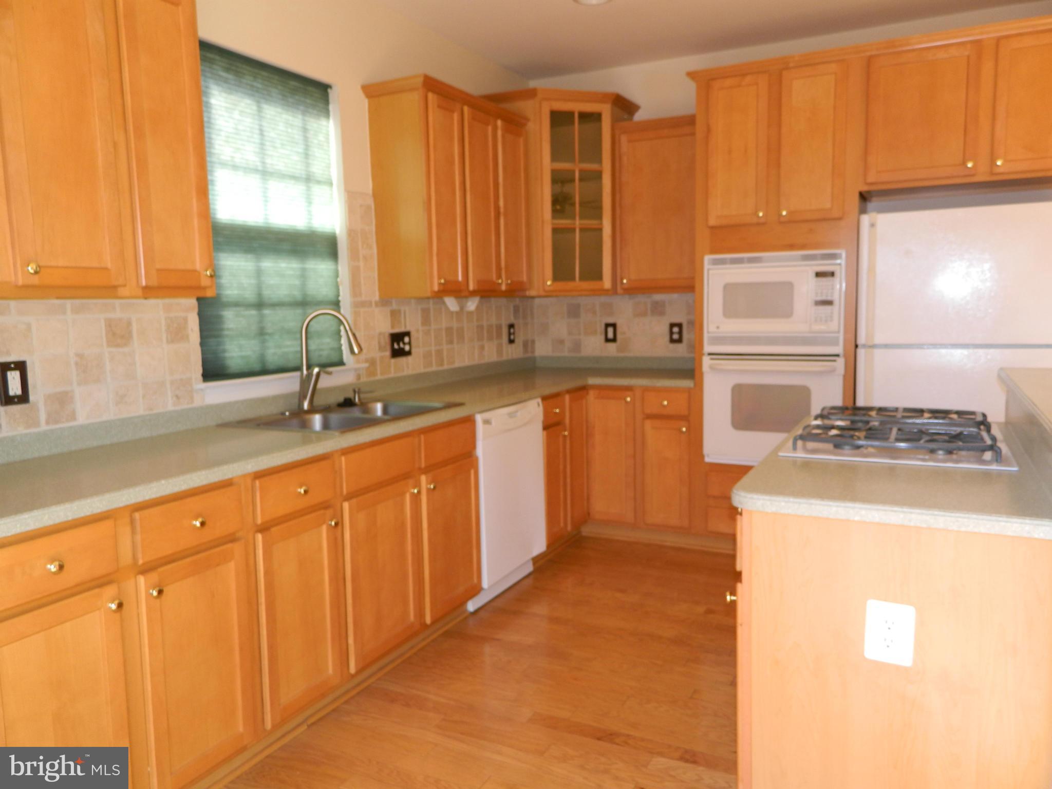 VILLAGE OF IDLEWILD - Residential Lease