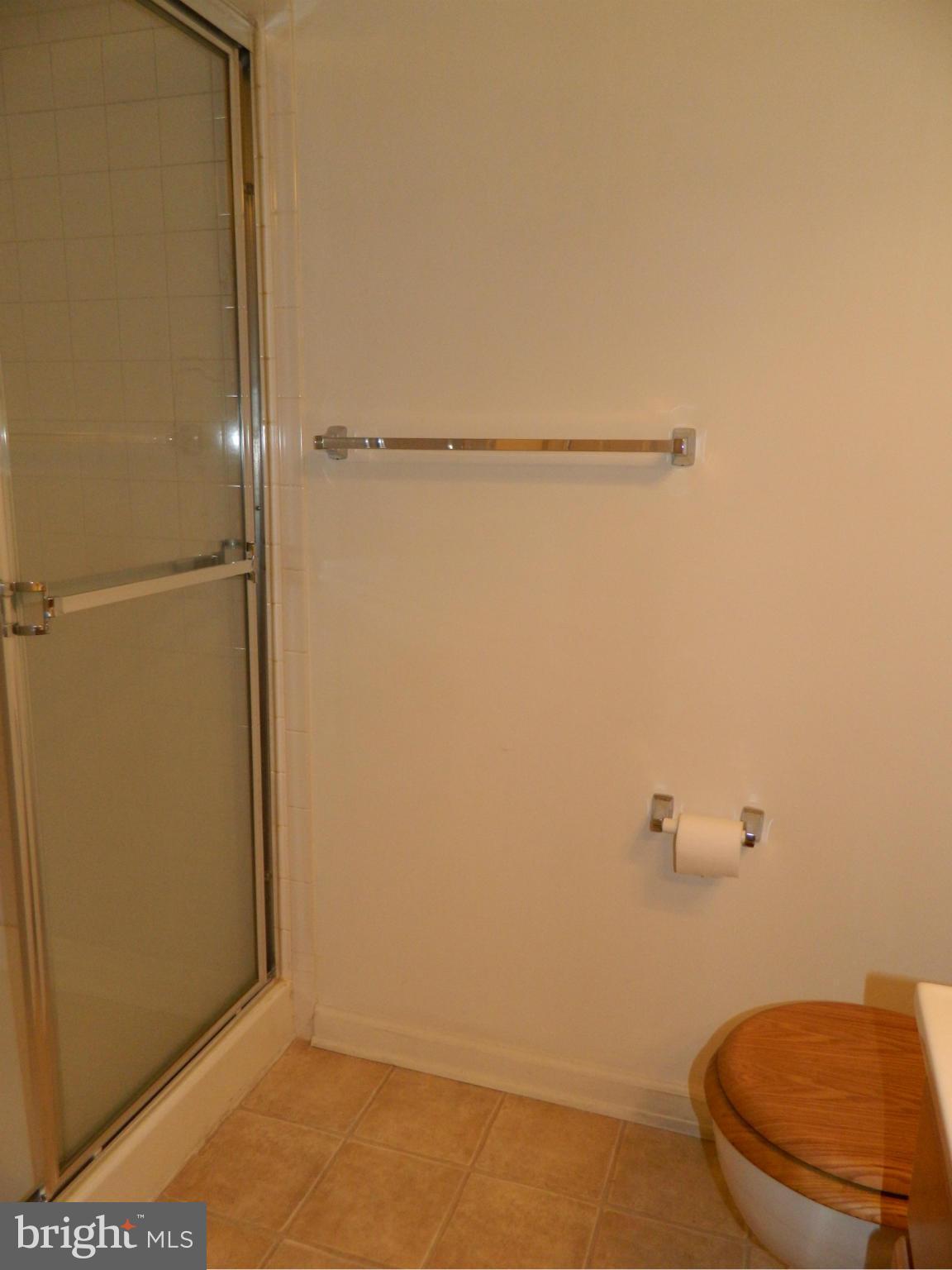 VILLAGE OF IDLEWILD - Residential Lease