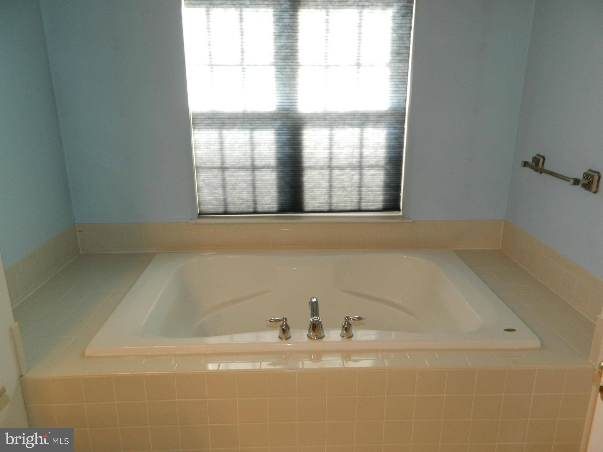 VILLAGE OF IDLEWILD - Residential Lease