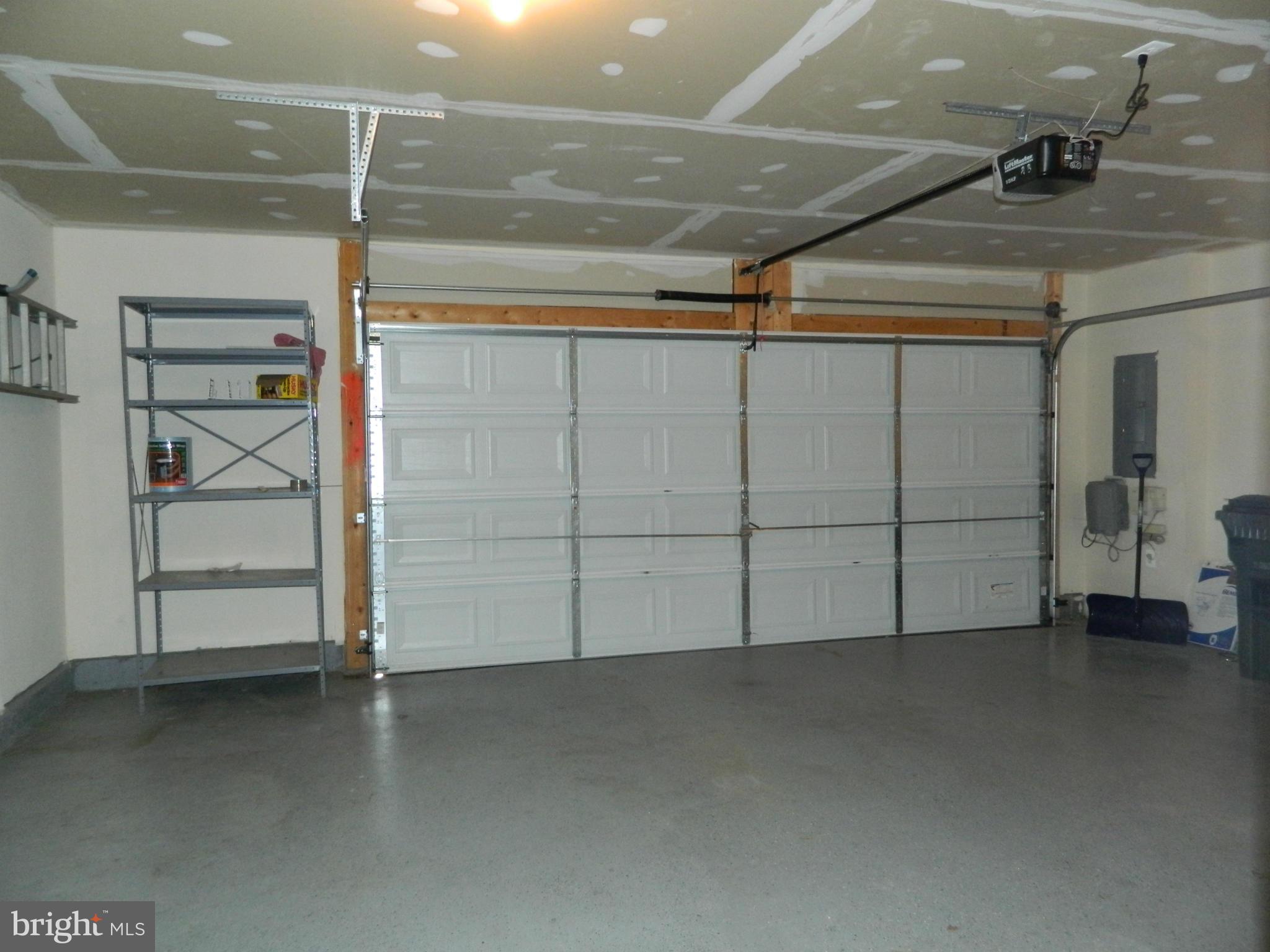 VILLAGE OF IDLEWILD - Residential Lease