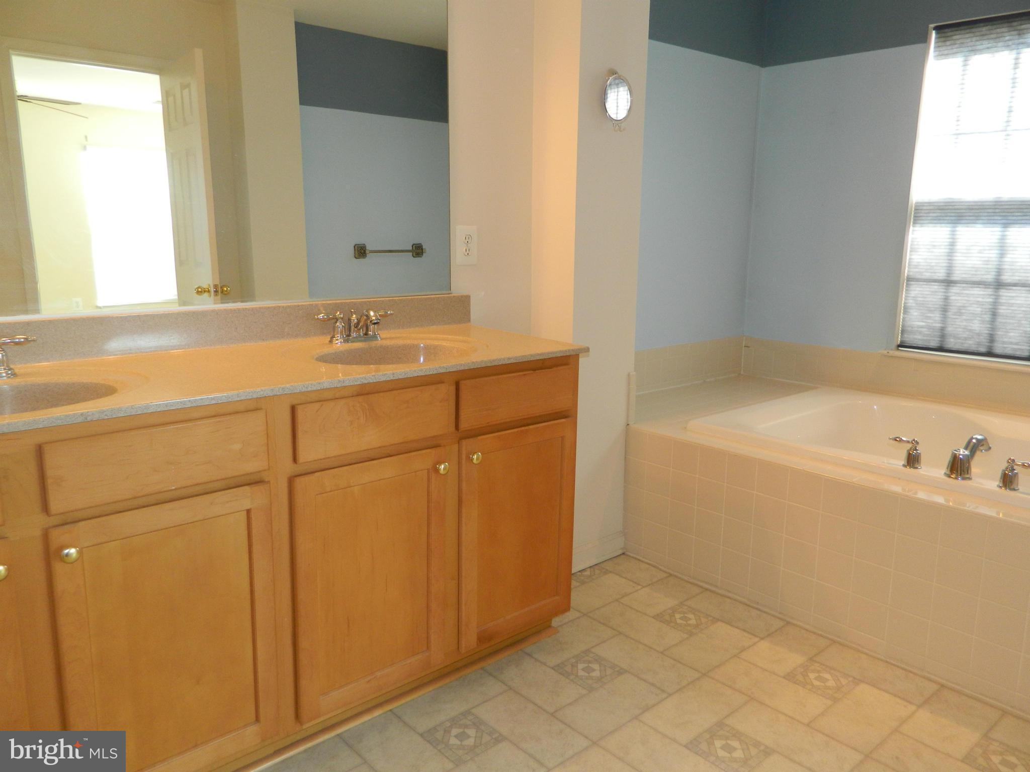 VILLAGE OF IDLEWILD - Residential Lease