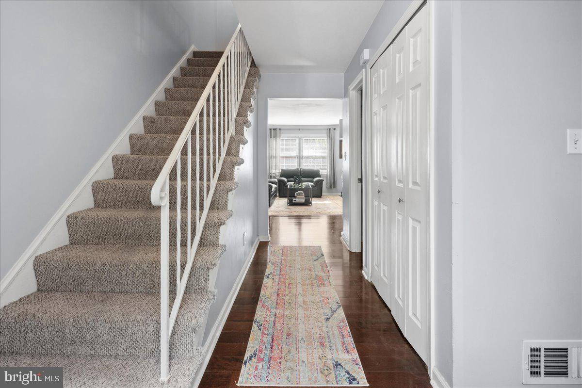 CEDAR GROVE PARK - Residential