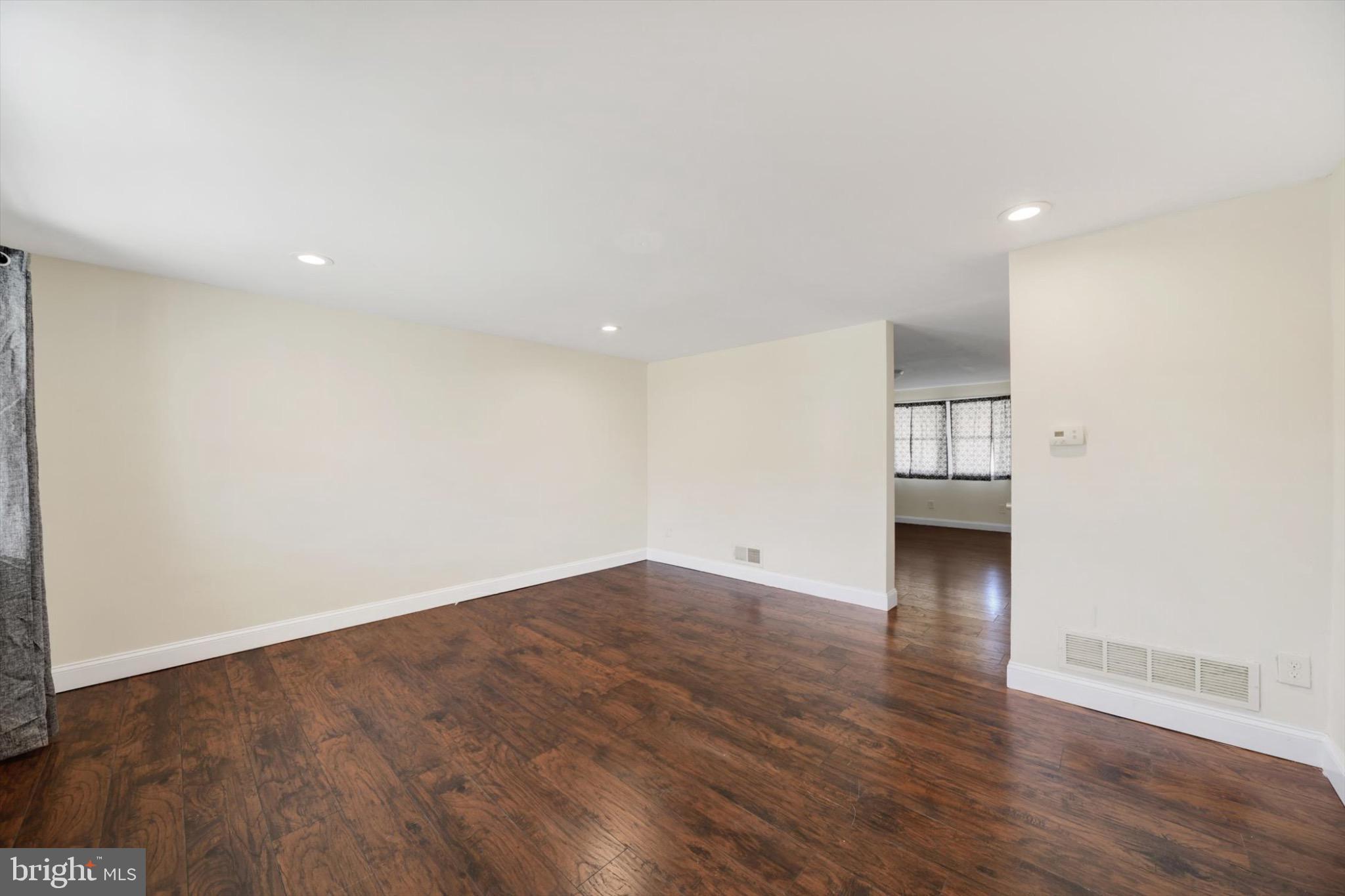 DUNDALK VILLAGE - Residential Lease