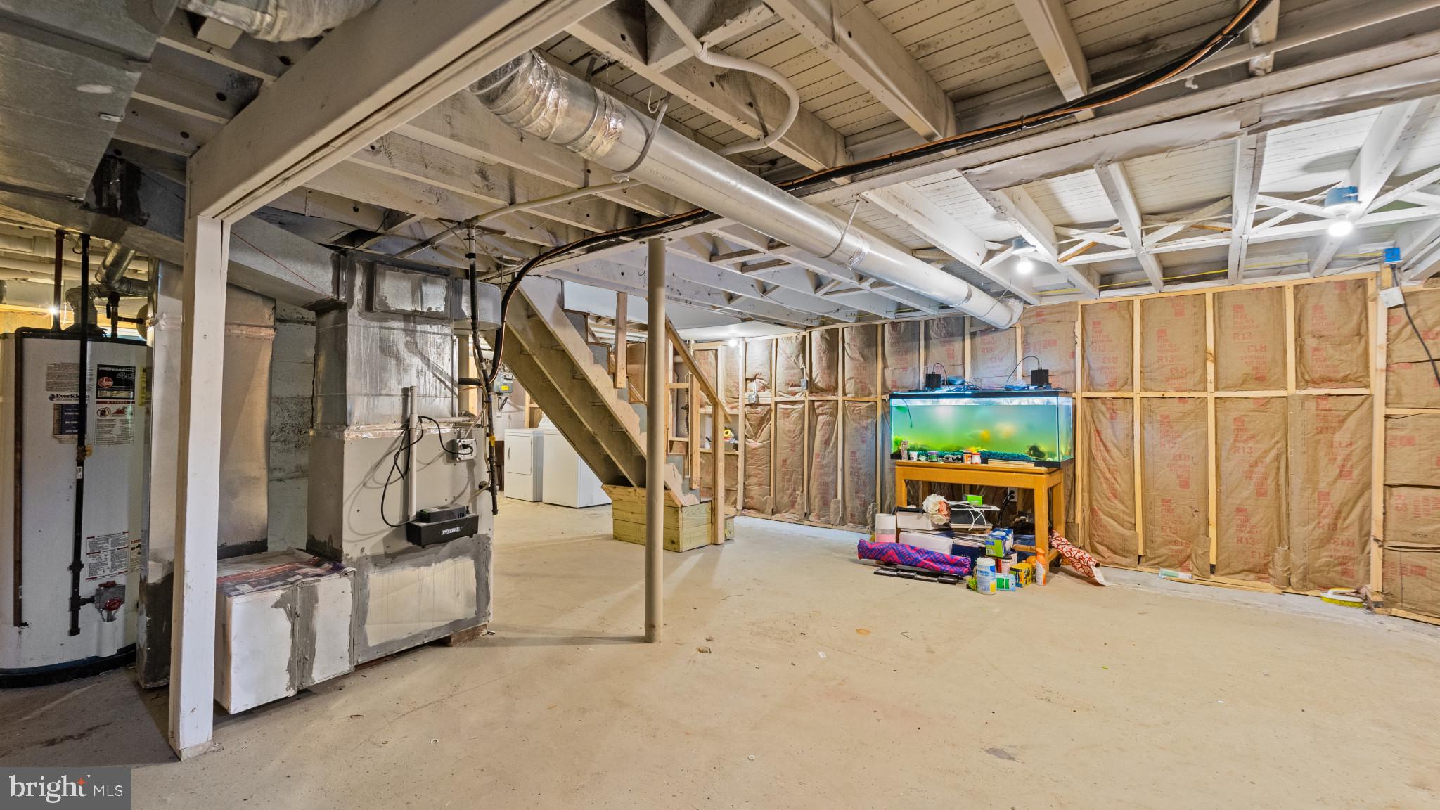 EDGEWATER - Residential