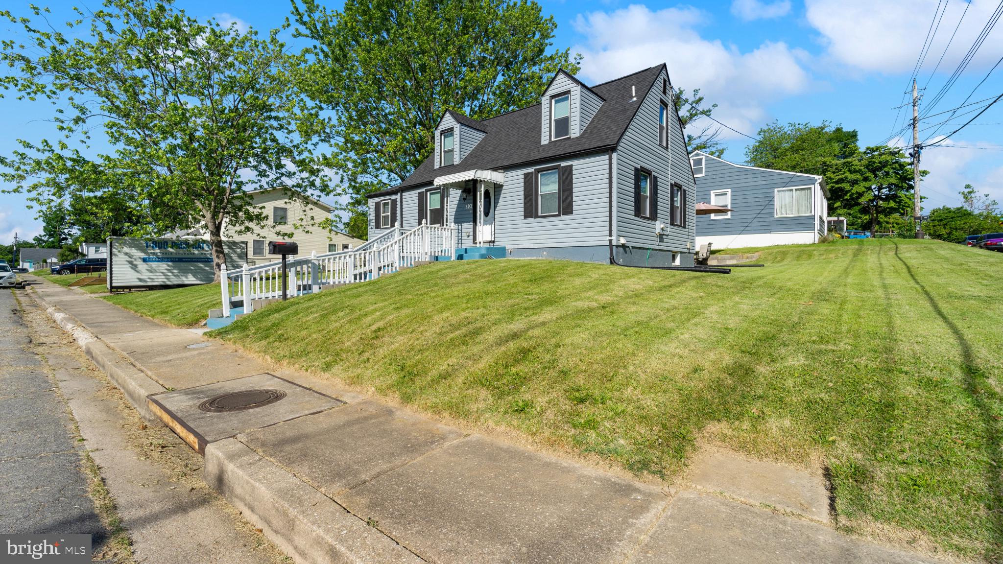 EDGEWATER - Residential