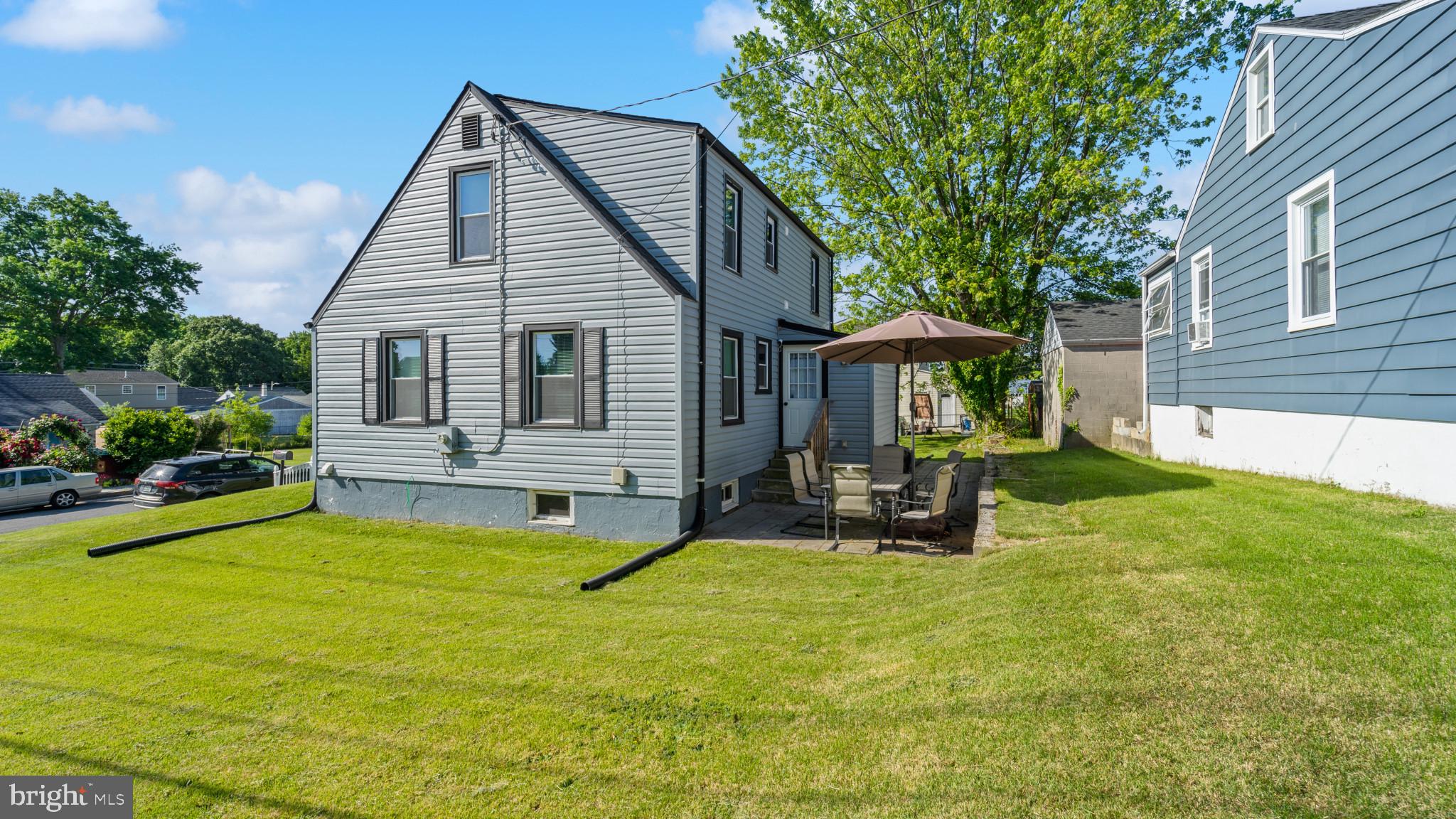 EDGEWATER - Residential