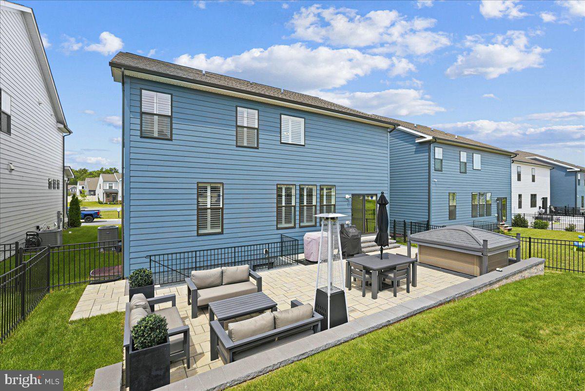 809 FOUNDRY STREET