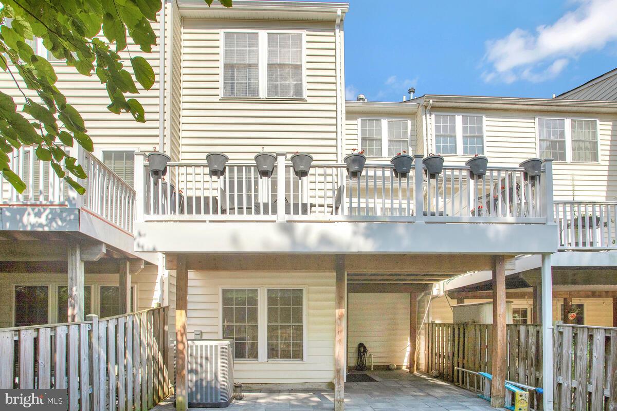 CROFTON MANOR - Residential