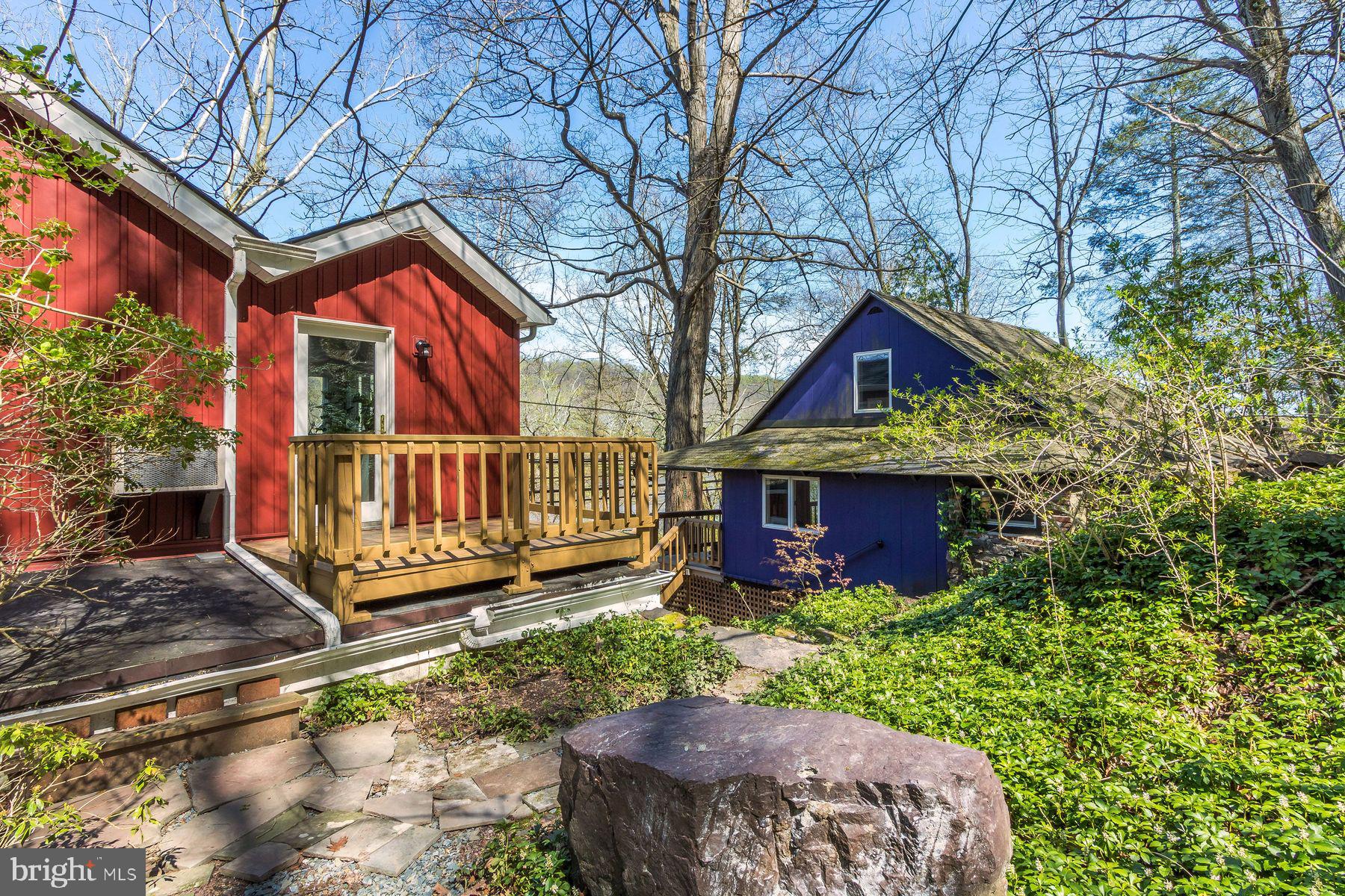4372 & 4364 RIVER ROAD