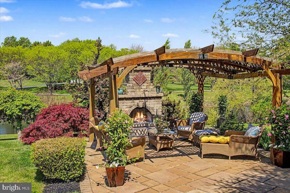SYMPHONY AT SOLEBURY - Residential