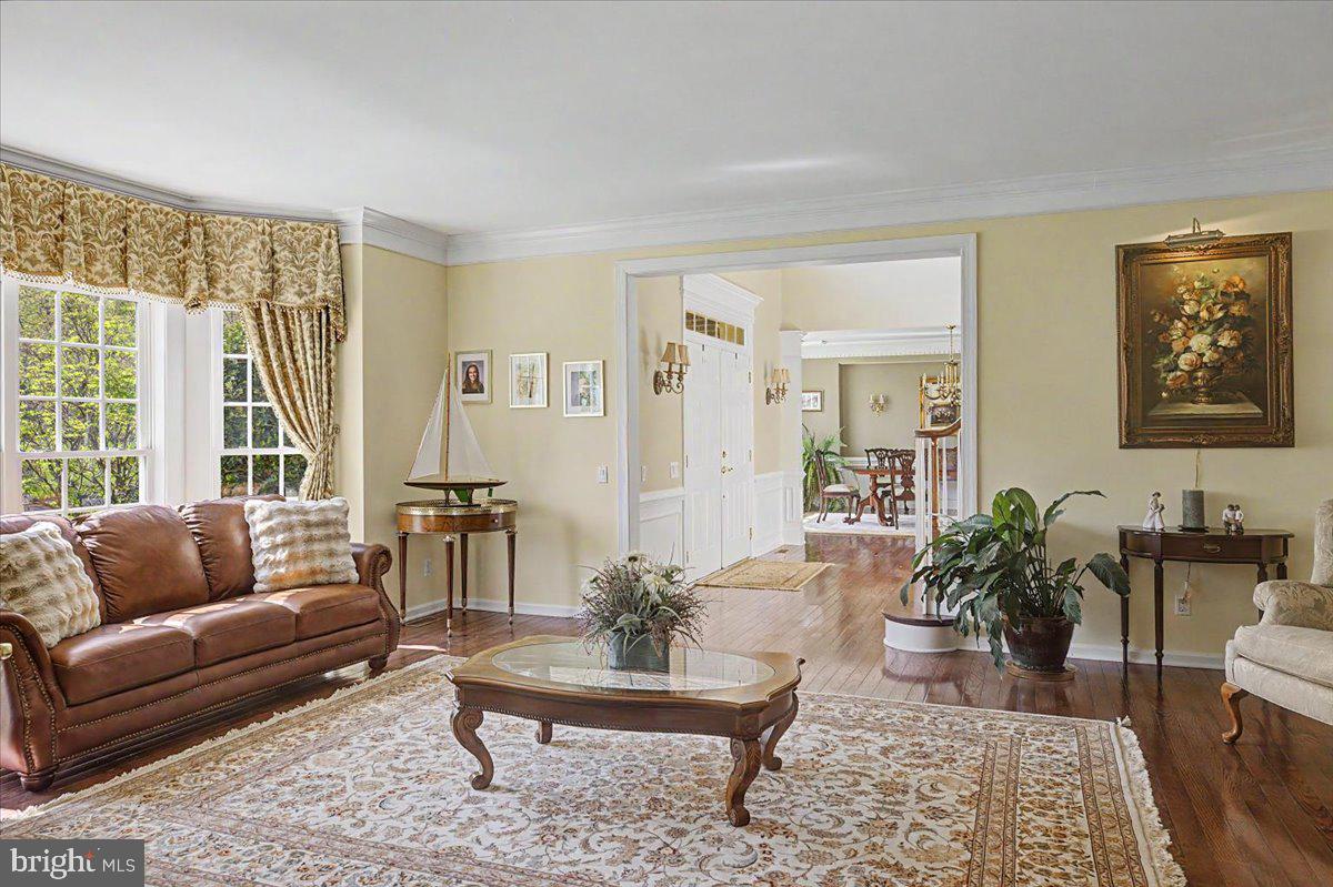 SYMPHONY AT SOLEBURY - Residential