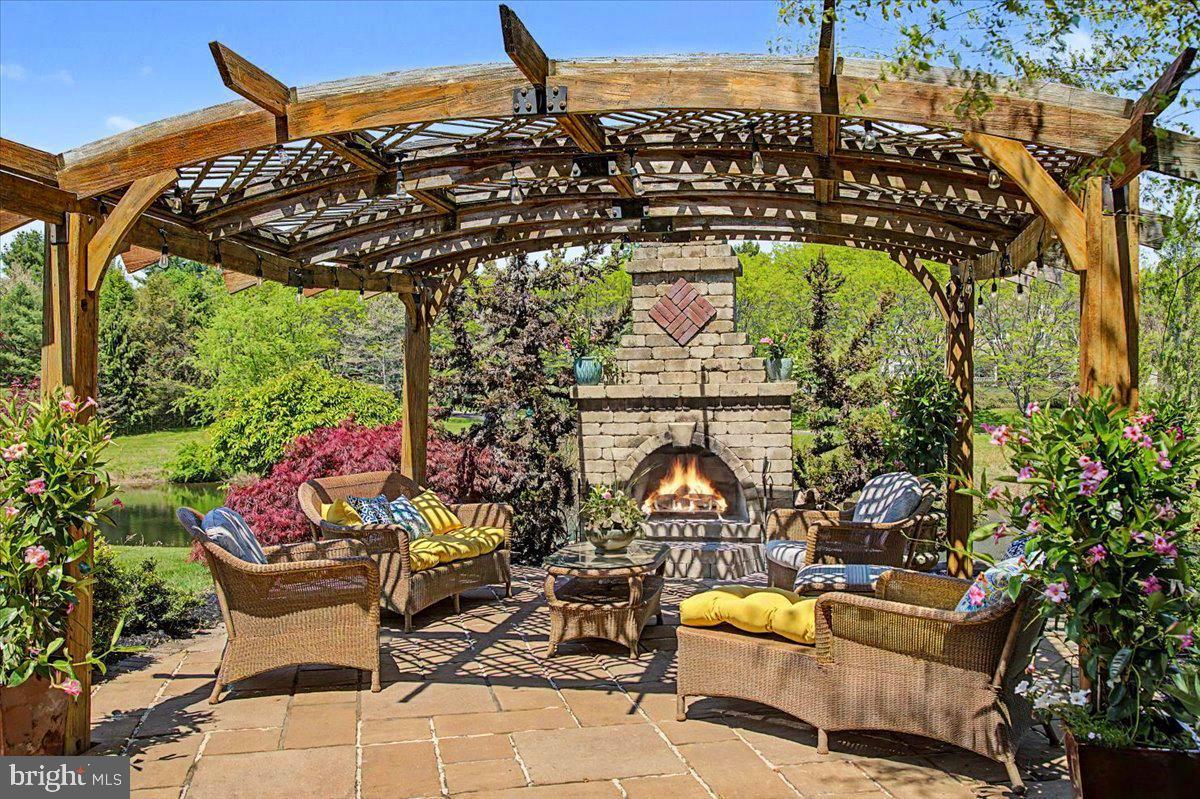 SYMPHONY AT SOLEBURY - Residential