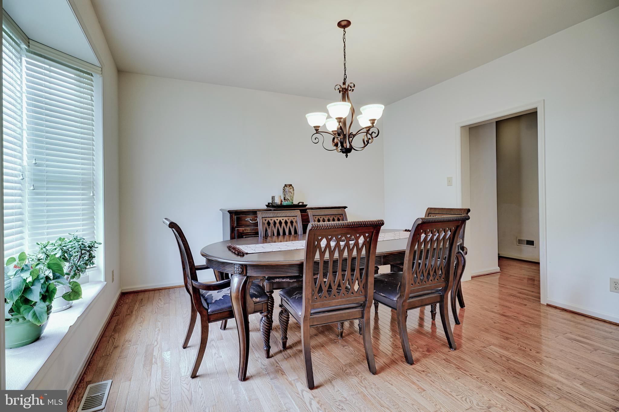 MOUNTAINVIEW - Residential