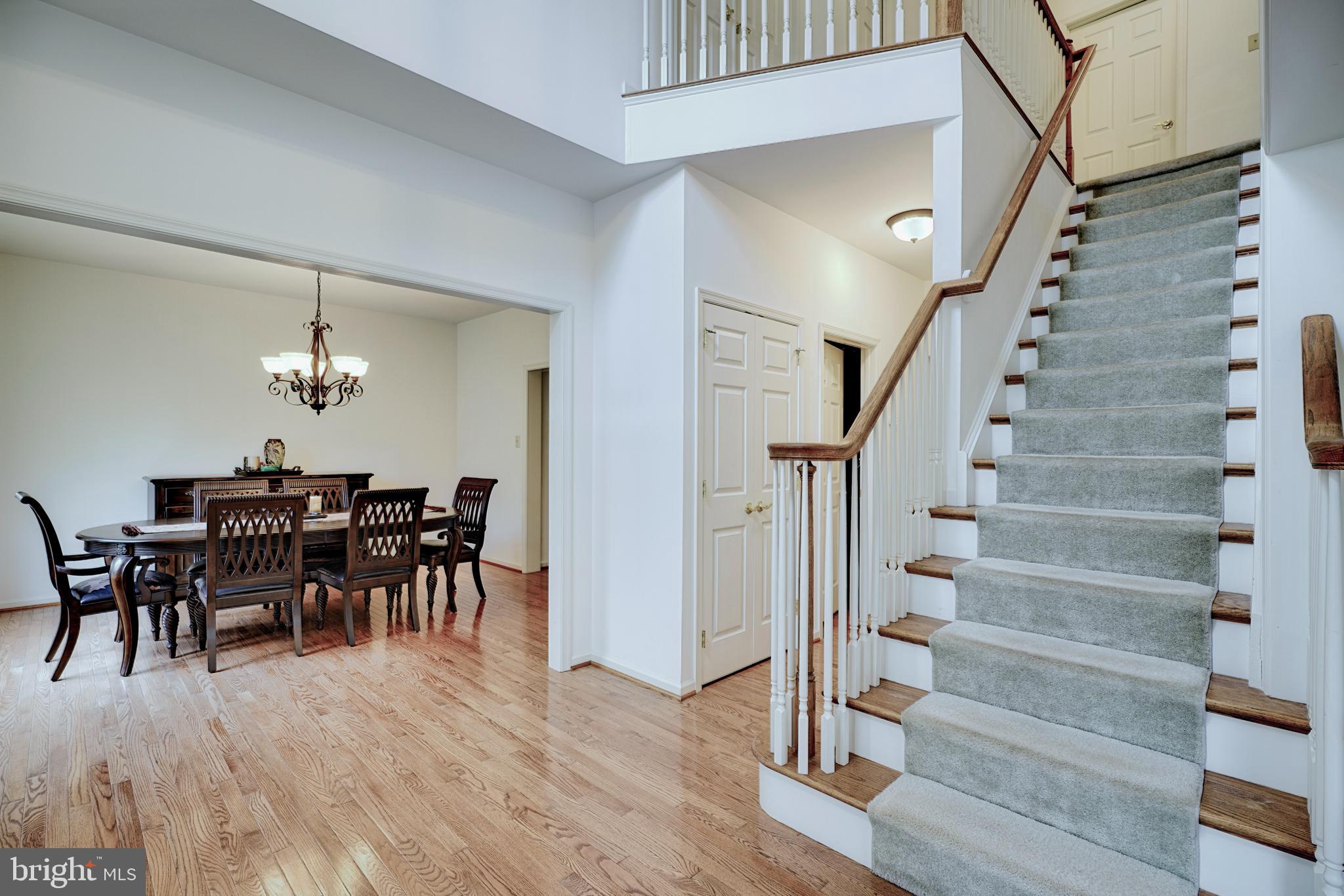 MOUNTAINVIEW - Residential