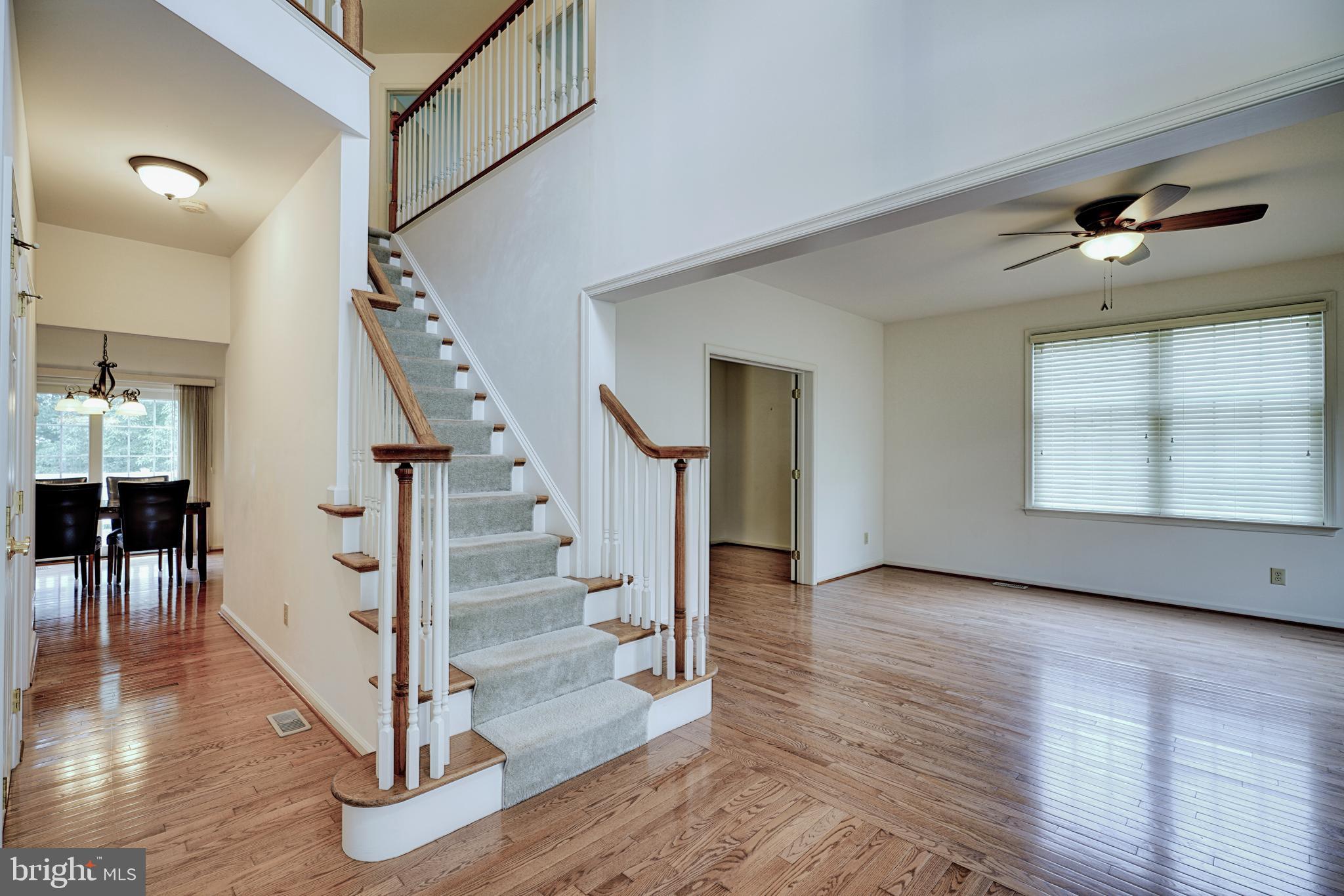 MOUNTAINVIEW - Residential