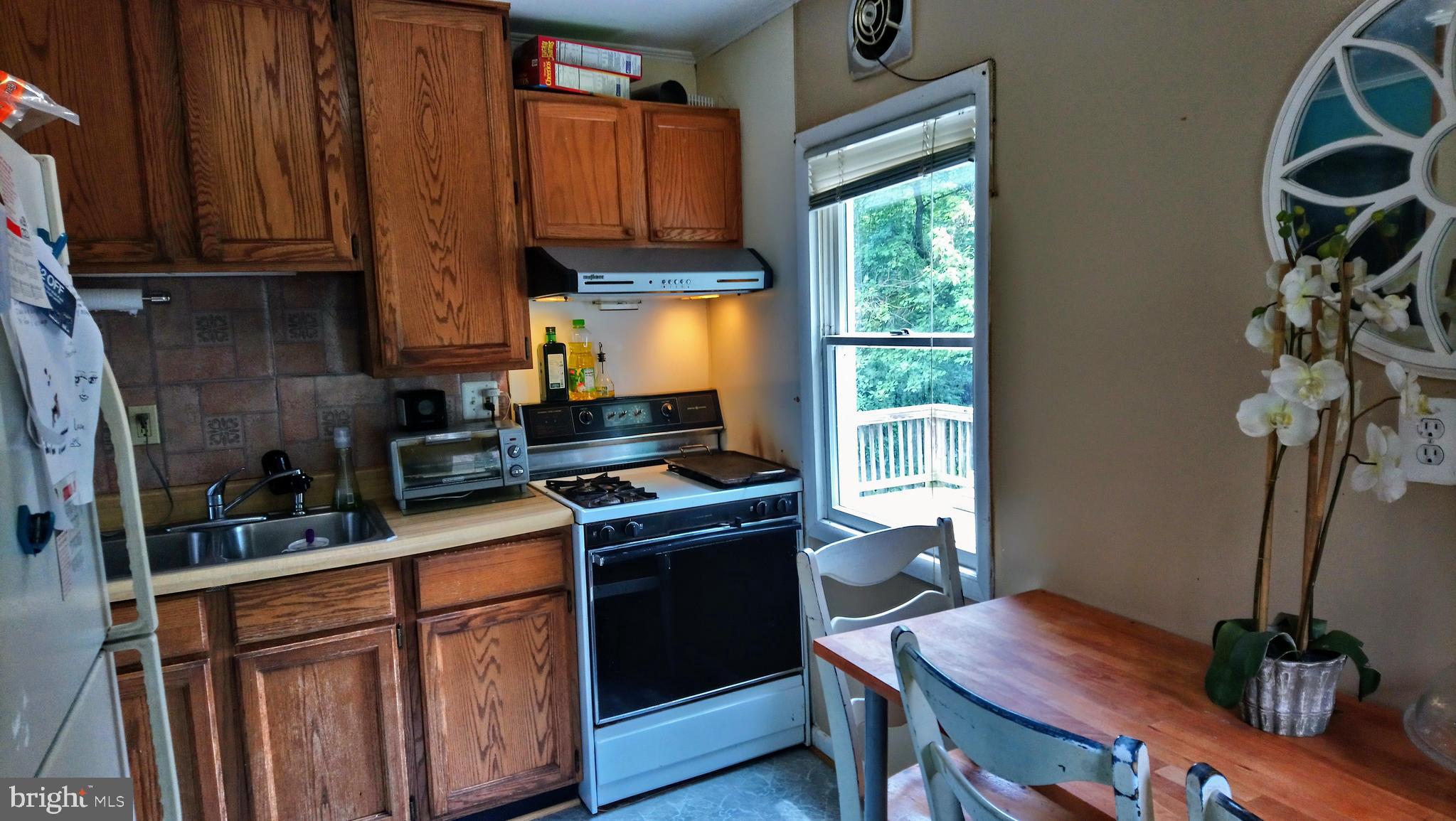 VEIRS MILL VILLAGE - Residential