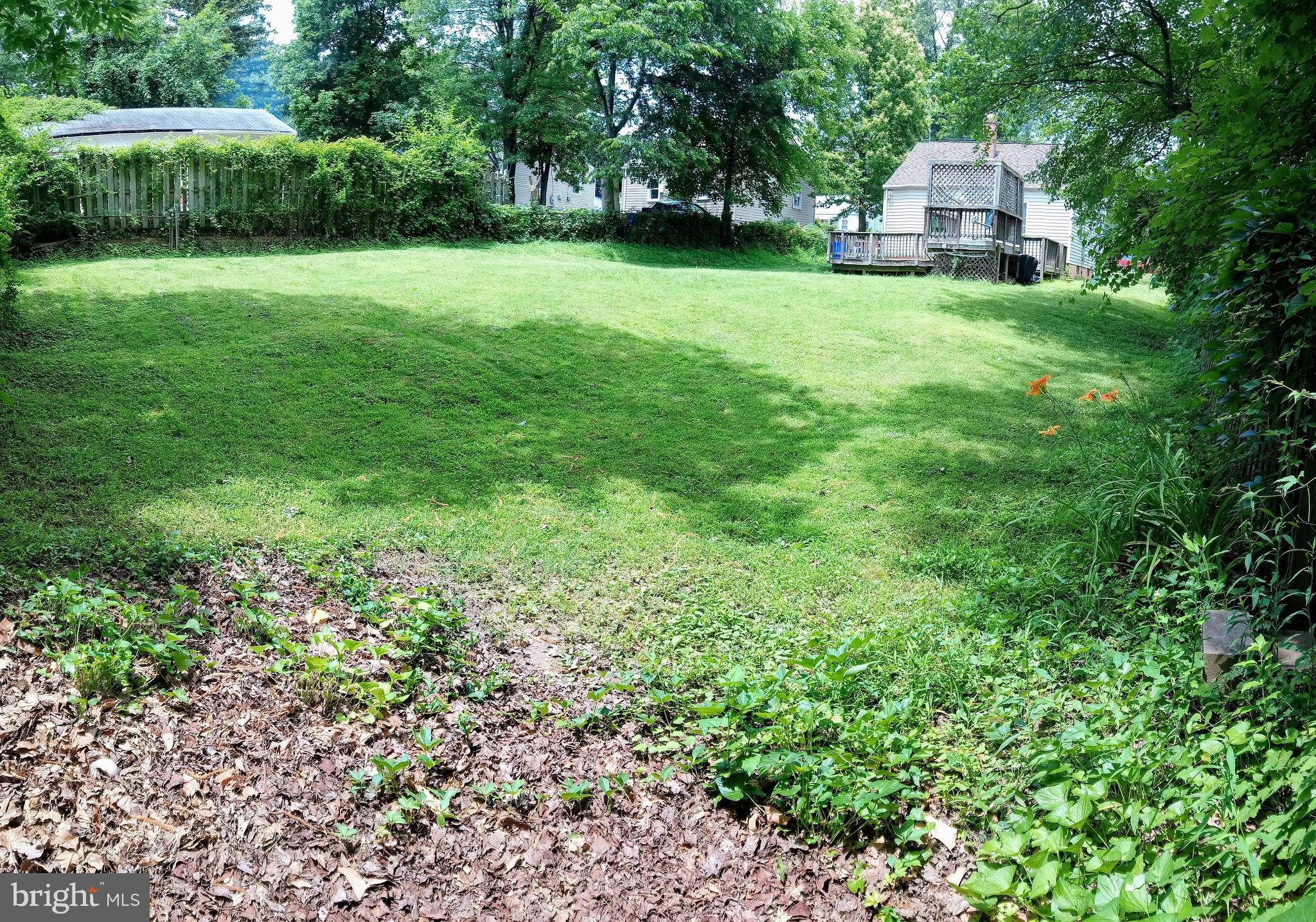 VEIRS MILL VILLAGE - Residential