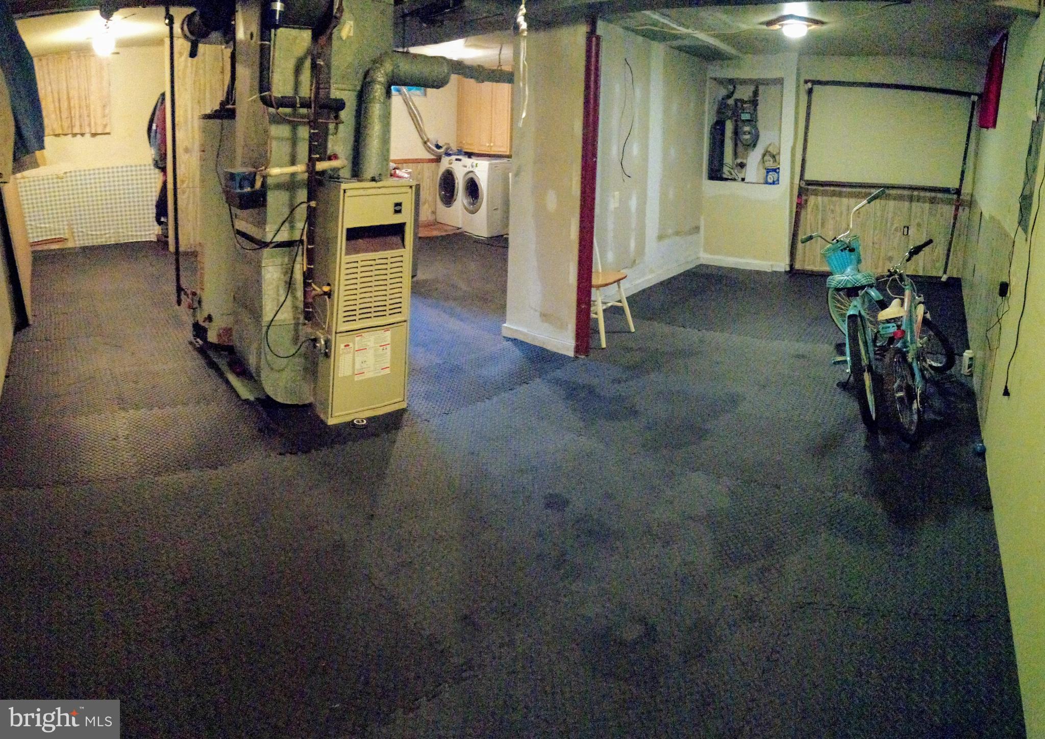 VEIRS MILL VILLAGE - Residential