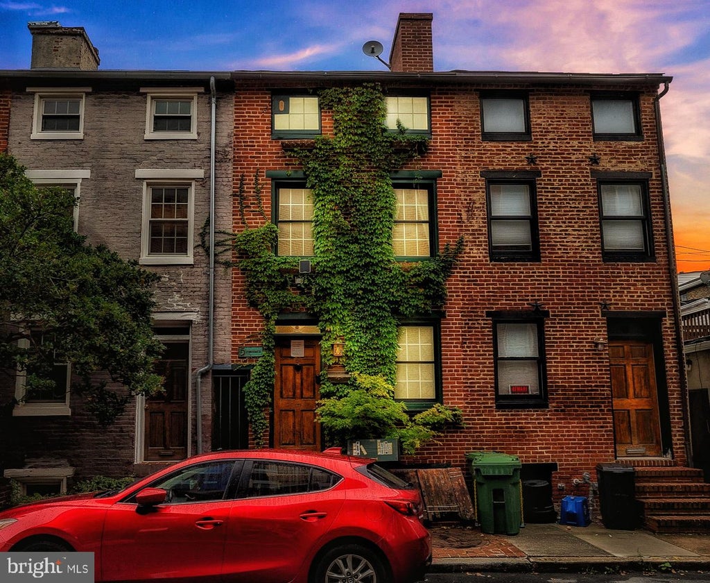 Photo of 5 E Wheeling Street, BALTIMORE, MD 21230 (MLS # MDBA2235748)