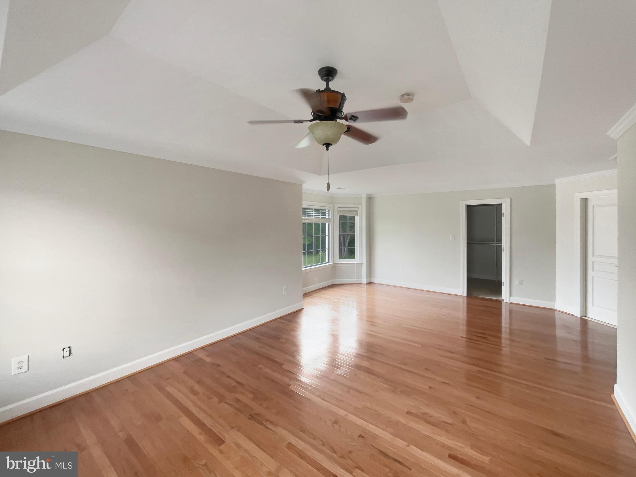 STONEWALL MANOR - Residential