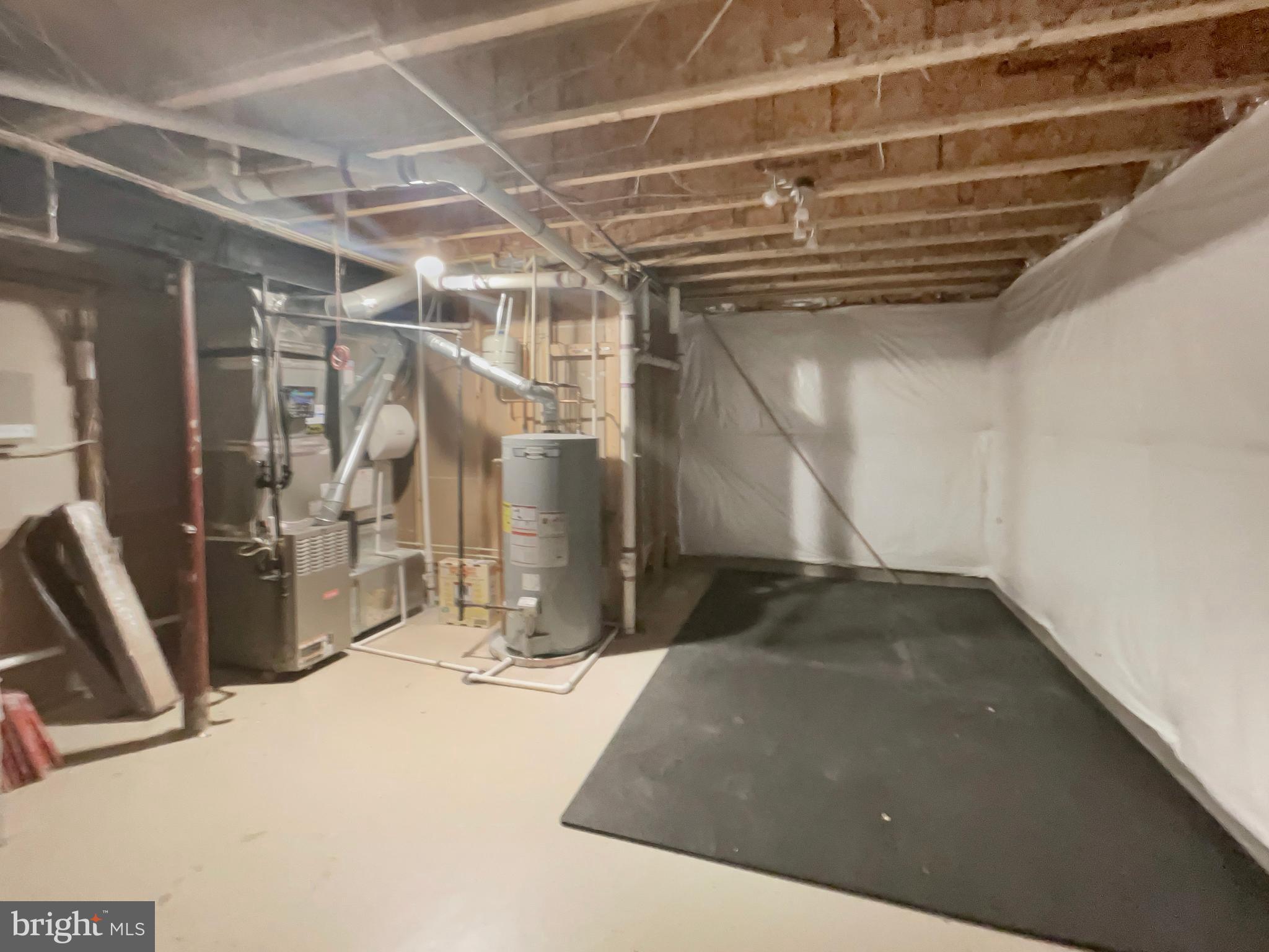 STONEWALL MANOR - Residential