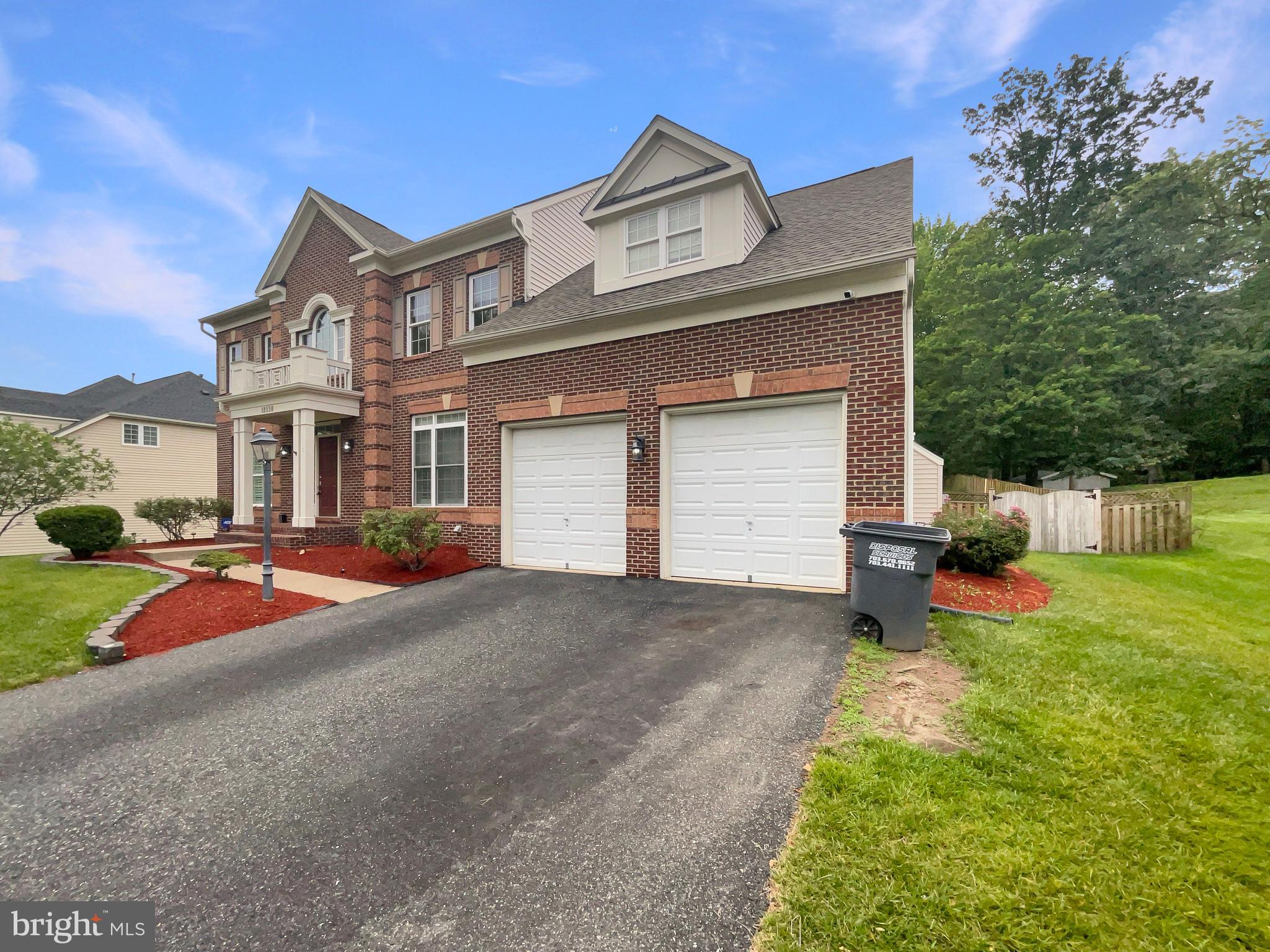 STONEWALL MANOR - Residential