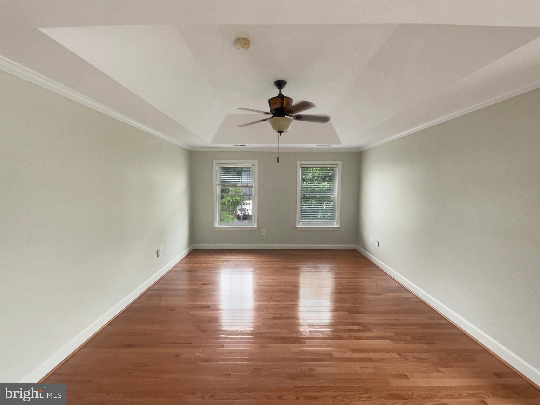 STONEWALL MANOR - Residential