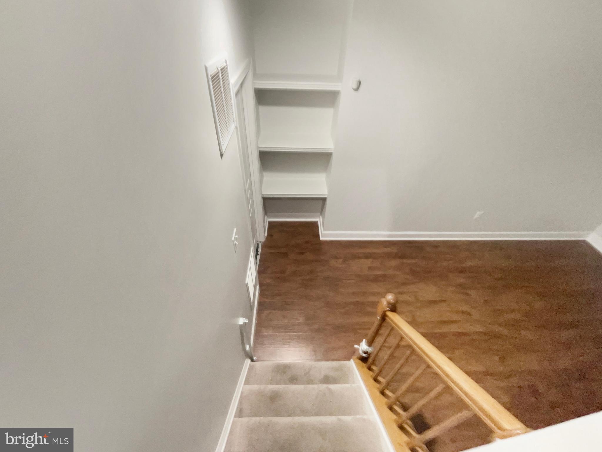 STONEWALL MANOR - Residential