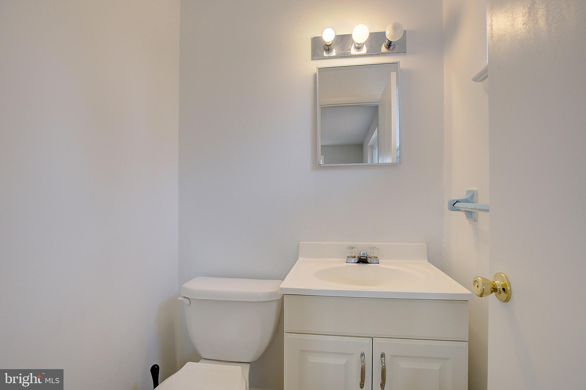 SURRATTS MANOR - Residential