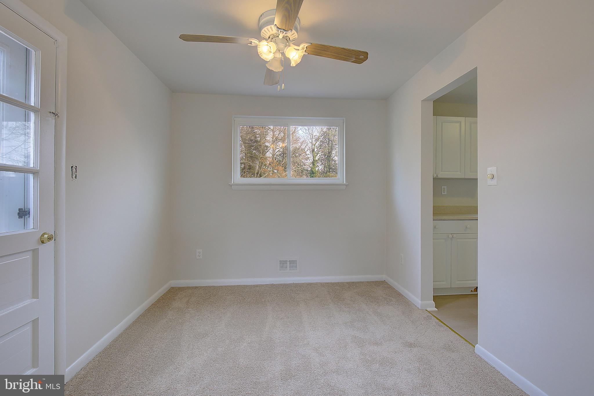 SURRATTS MANOR - Residential