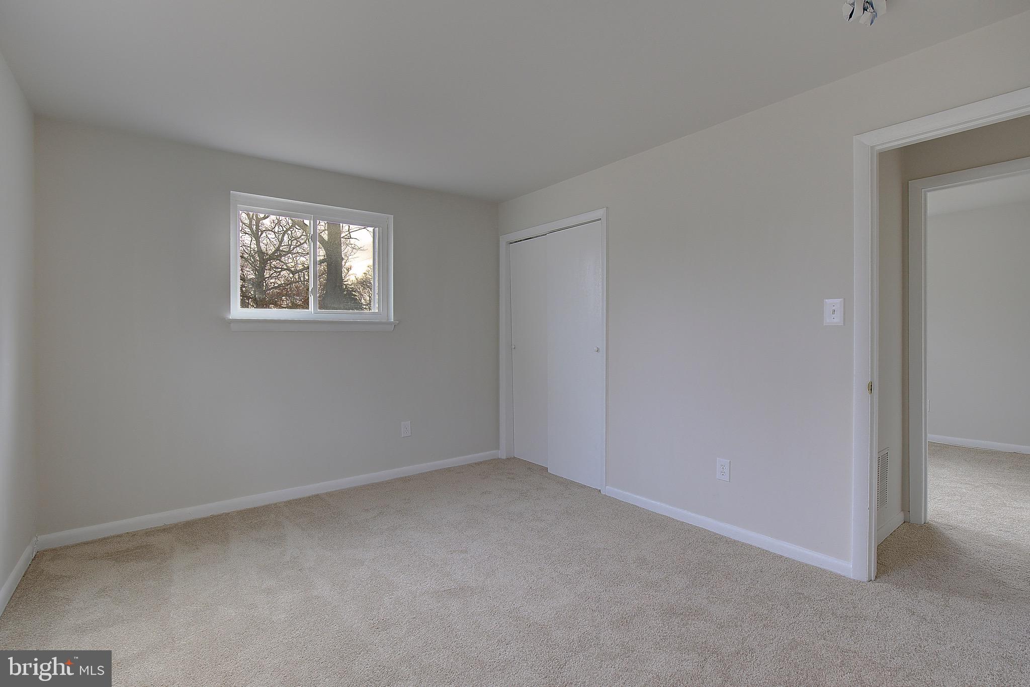 SURRATTS MANOR - Residential