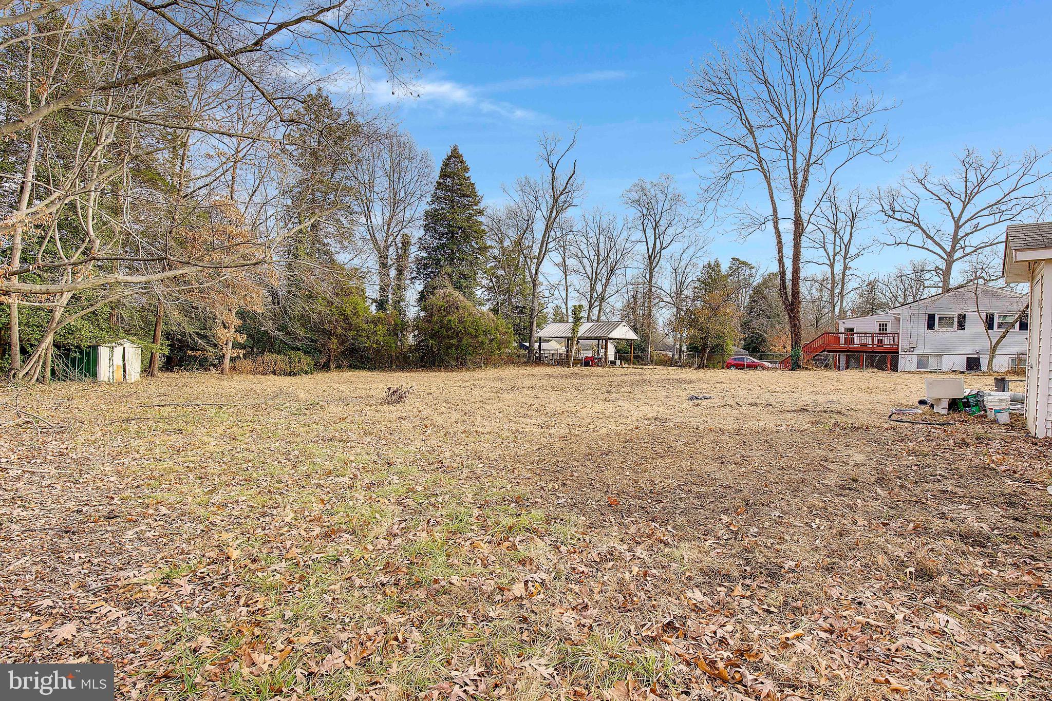 SURRATTS MANOR - Residential