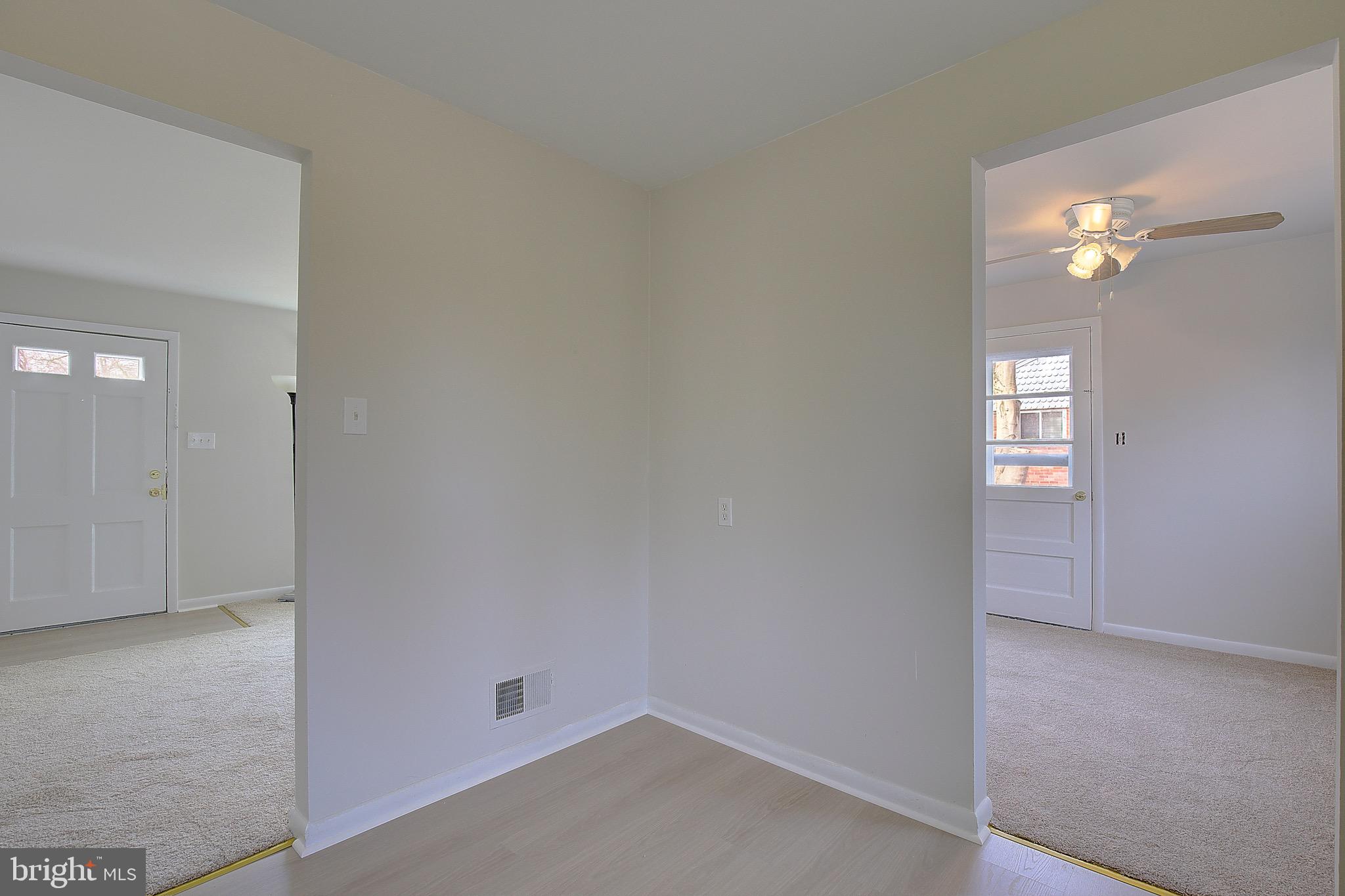 SURRATTS MANOR - Residential