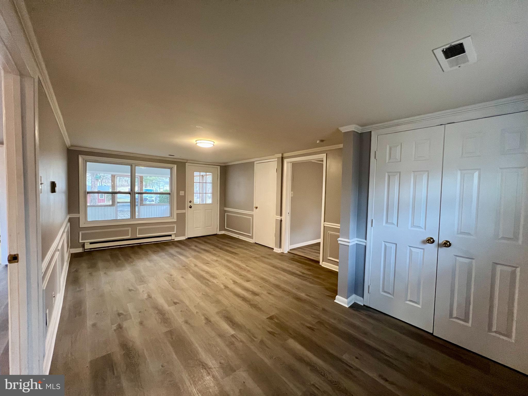 KEYES FERRY ACRES - Residential Lease