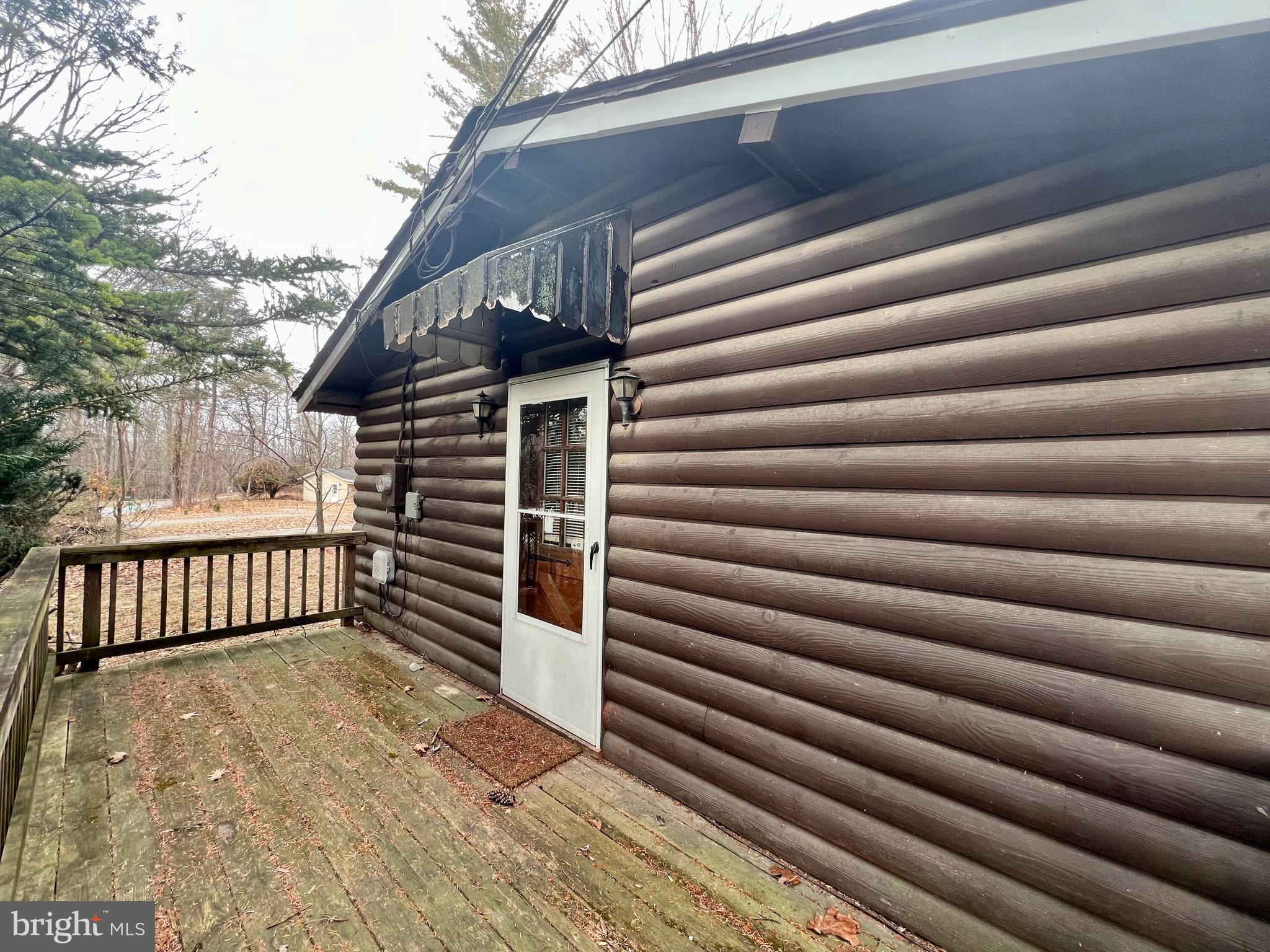 KEYES FERRY ACRES - Residential Lease