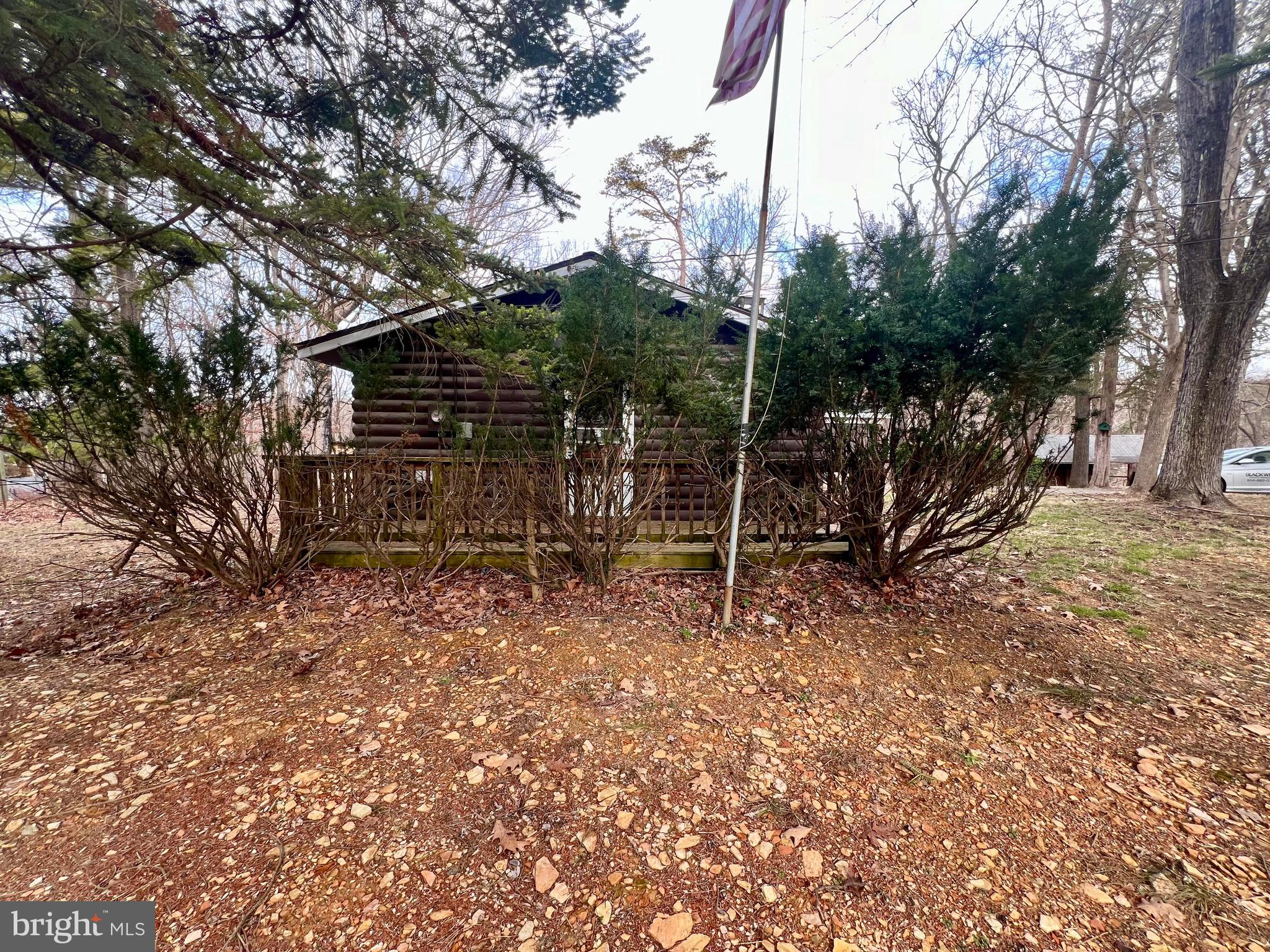 KEYES FERRY ACRES - Residential Lease